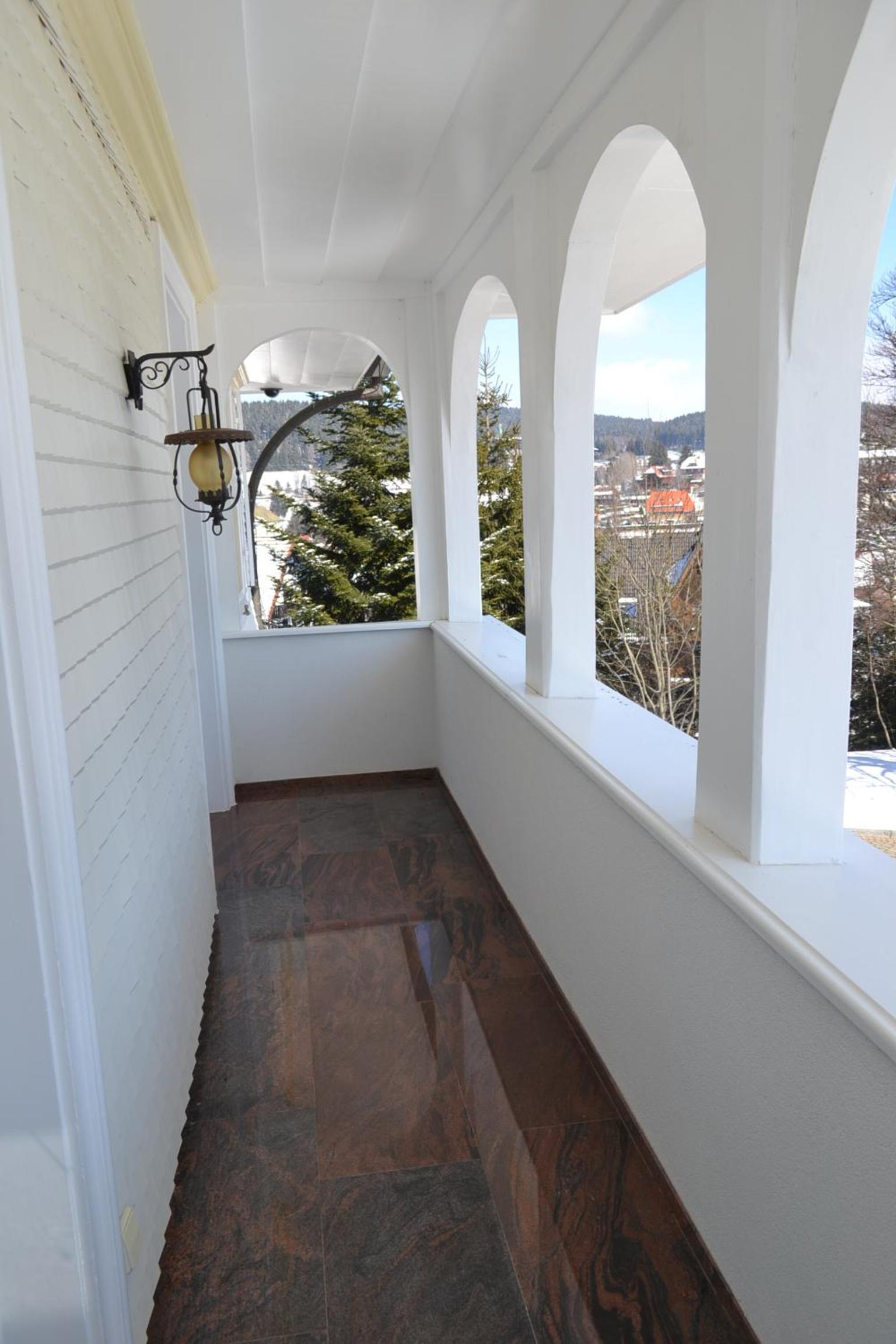 Photo 74