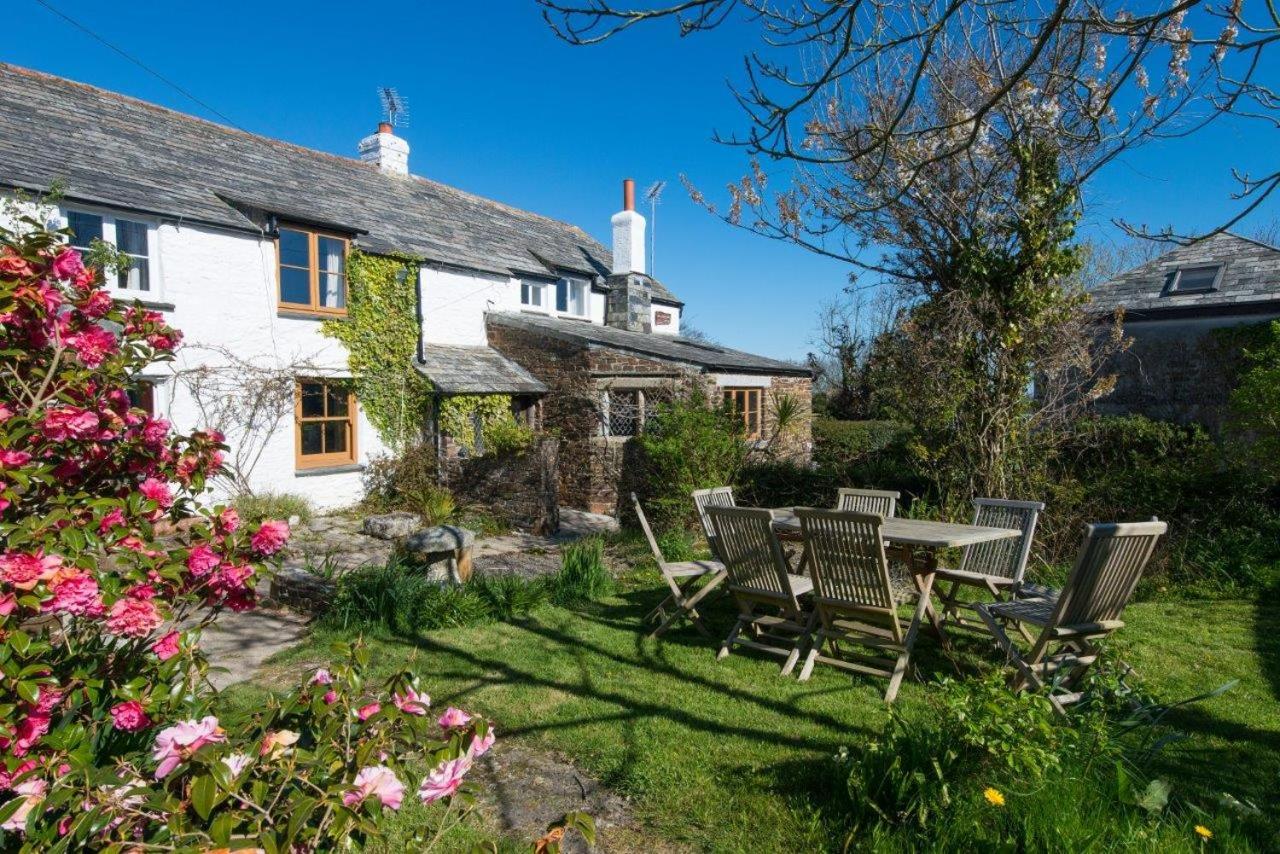 Hallagather Farmhouse
