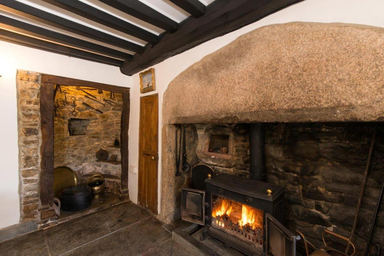 Hallagather Farmhouse