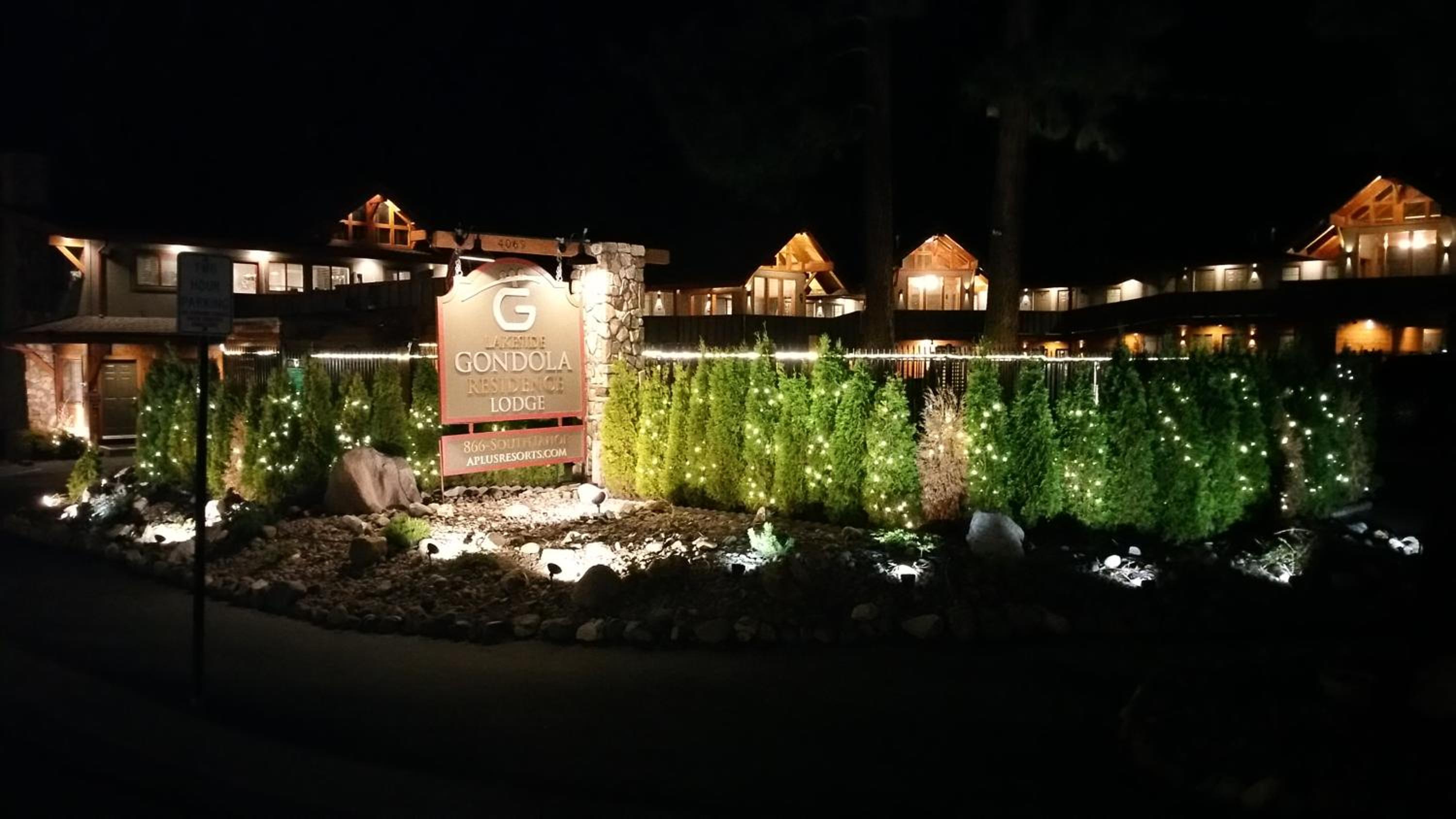 Gondola Lodge with 5-dollar Beach Voucher