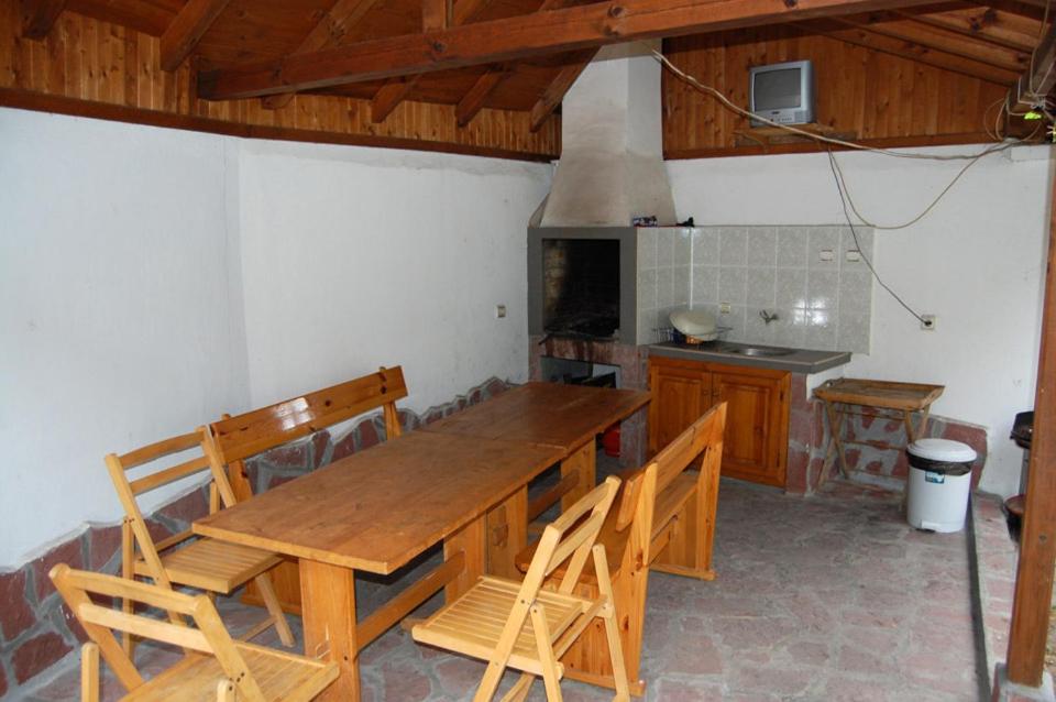 Borova House