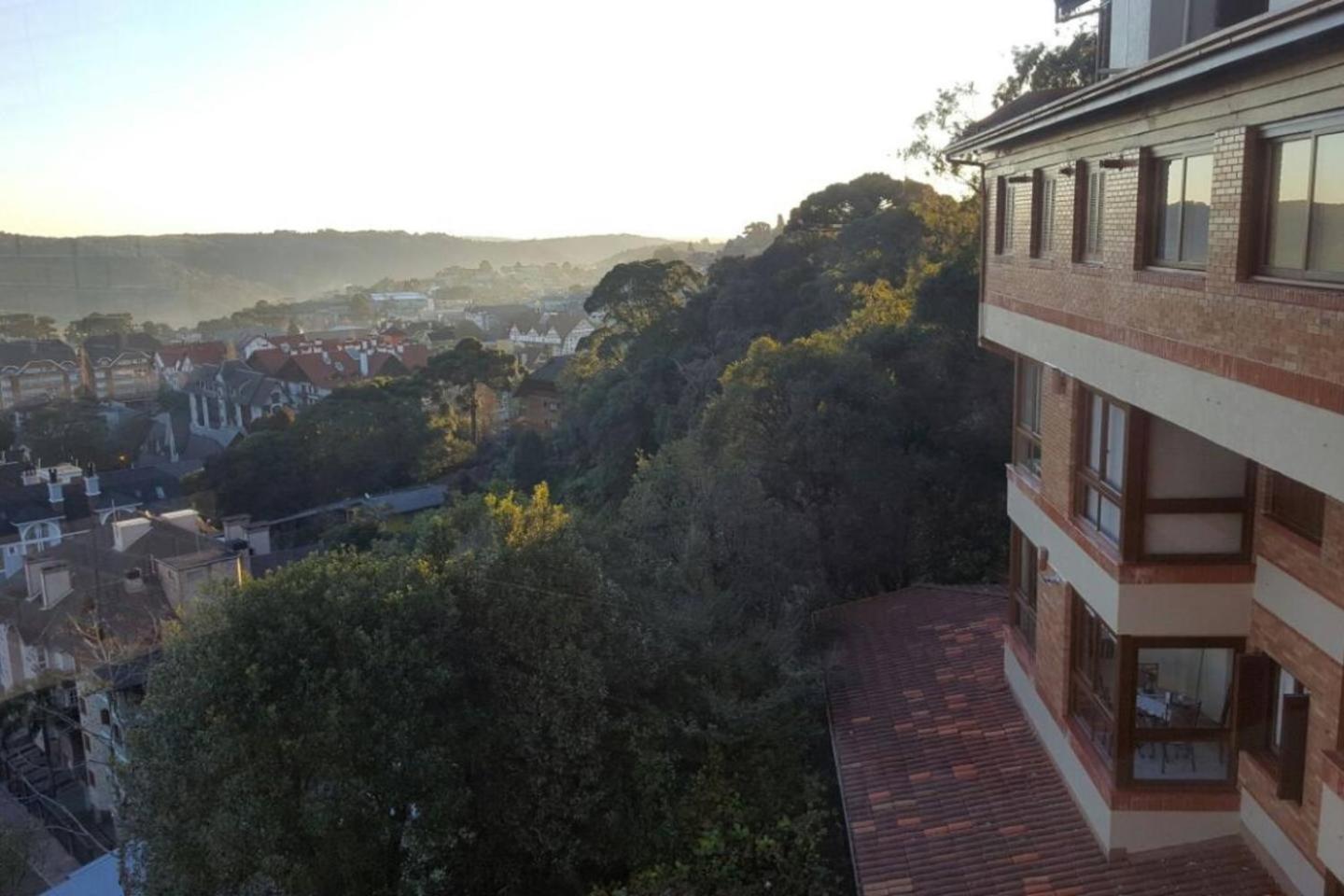 Belo apartamento e completo no Centro com vista view 4