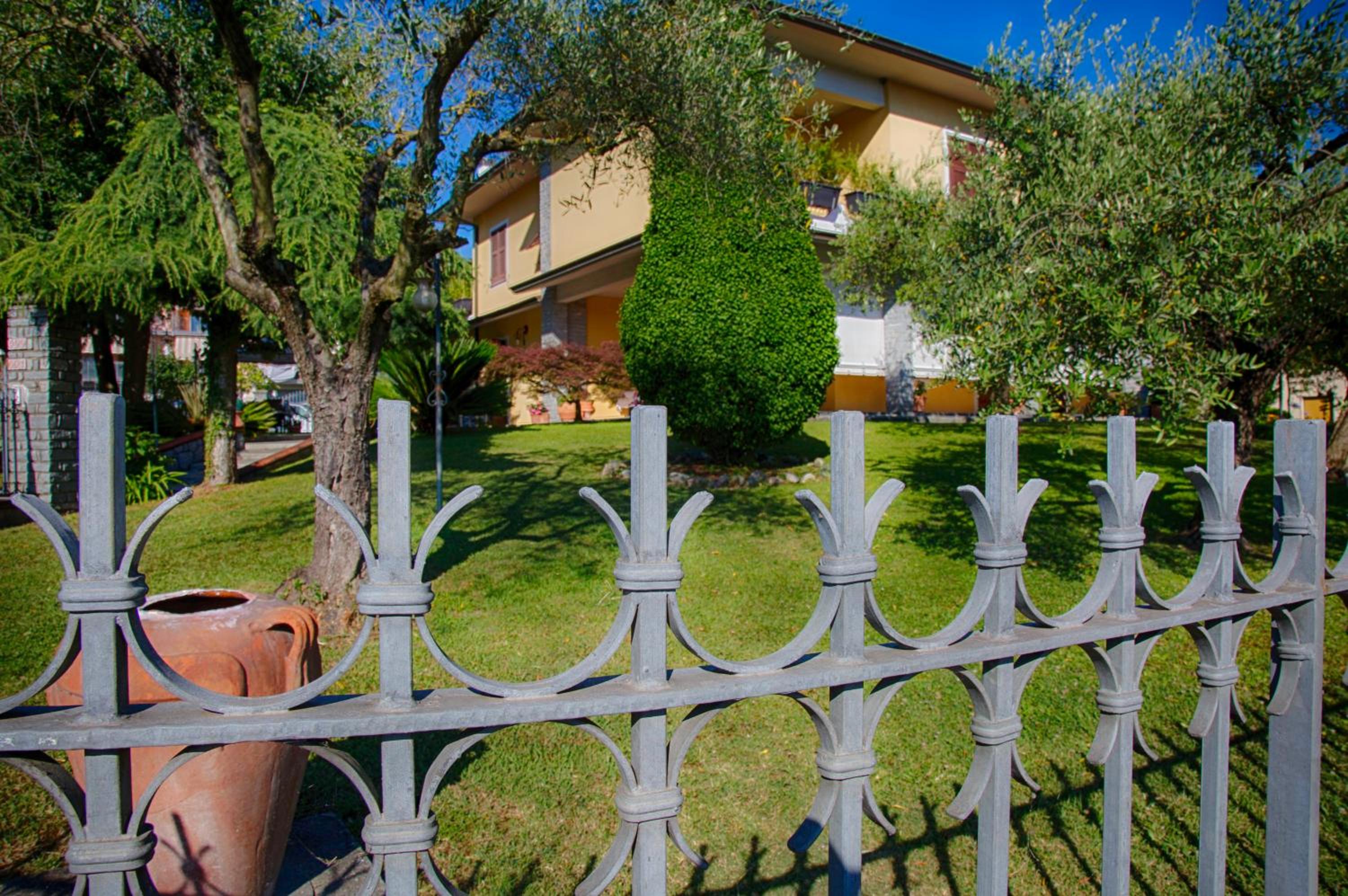 aMarti Suites B&B view 3