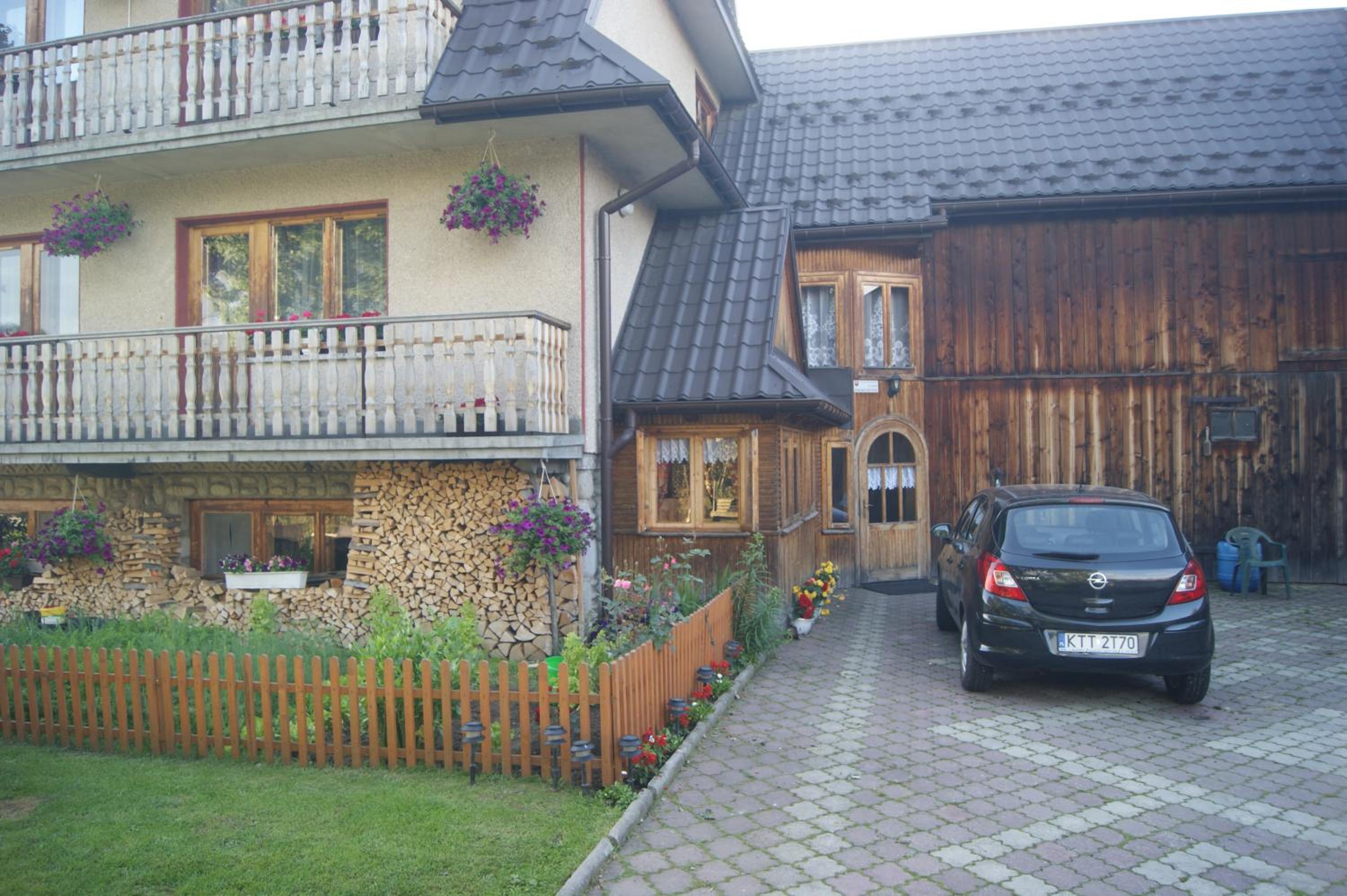 Photo 37