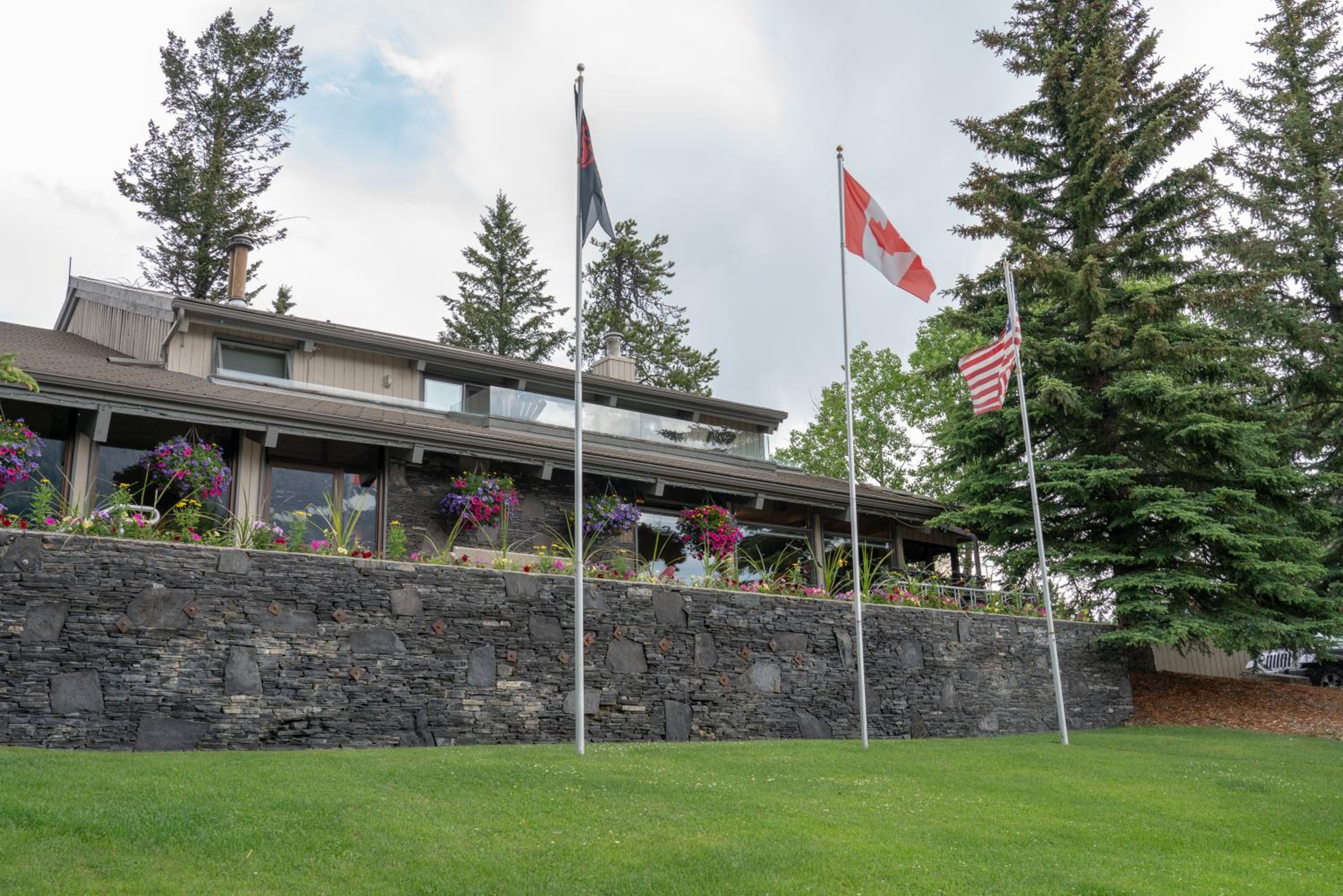 Tunnel Mountain Resort photo 46 of 92