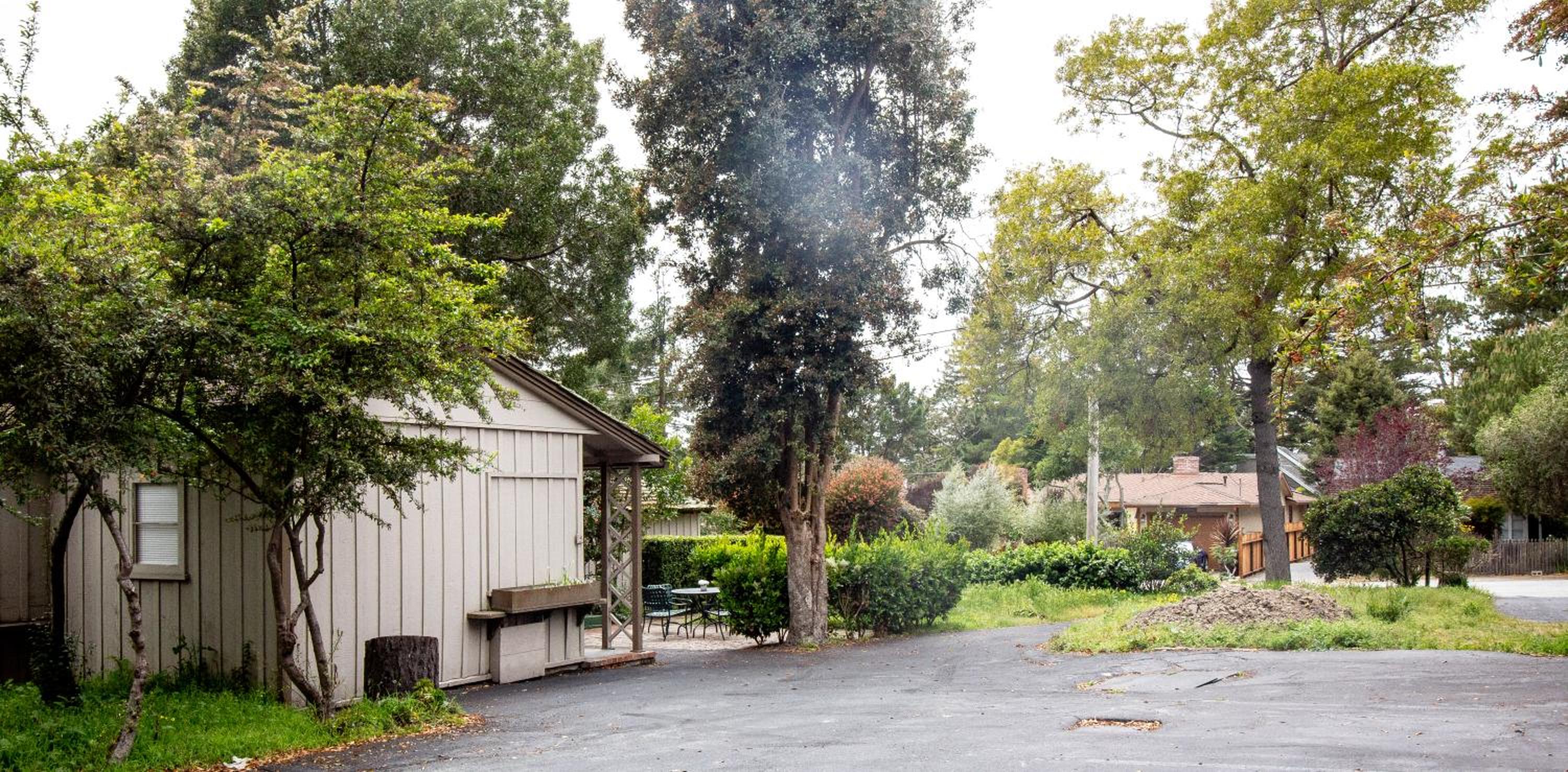 Carmel Resort Inn - Property Image 106