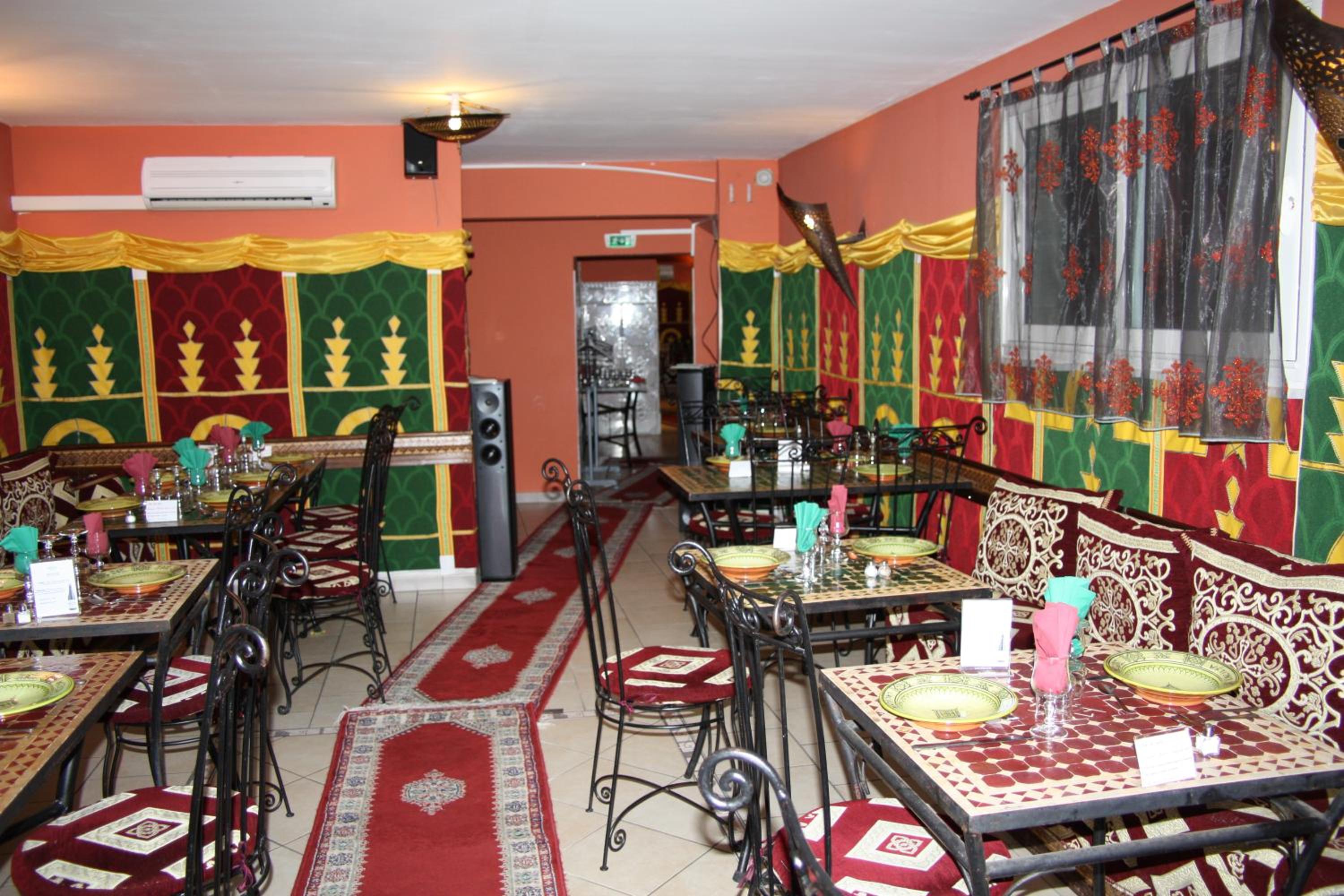 restaurant