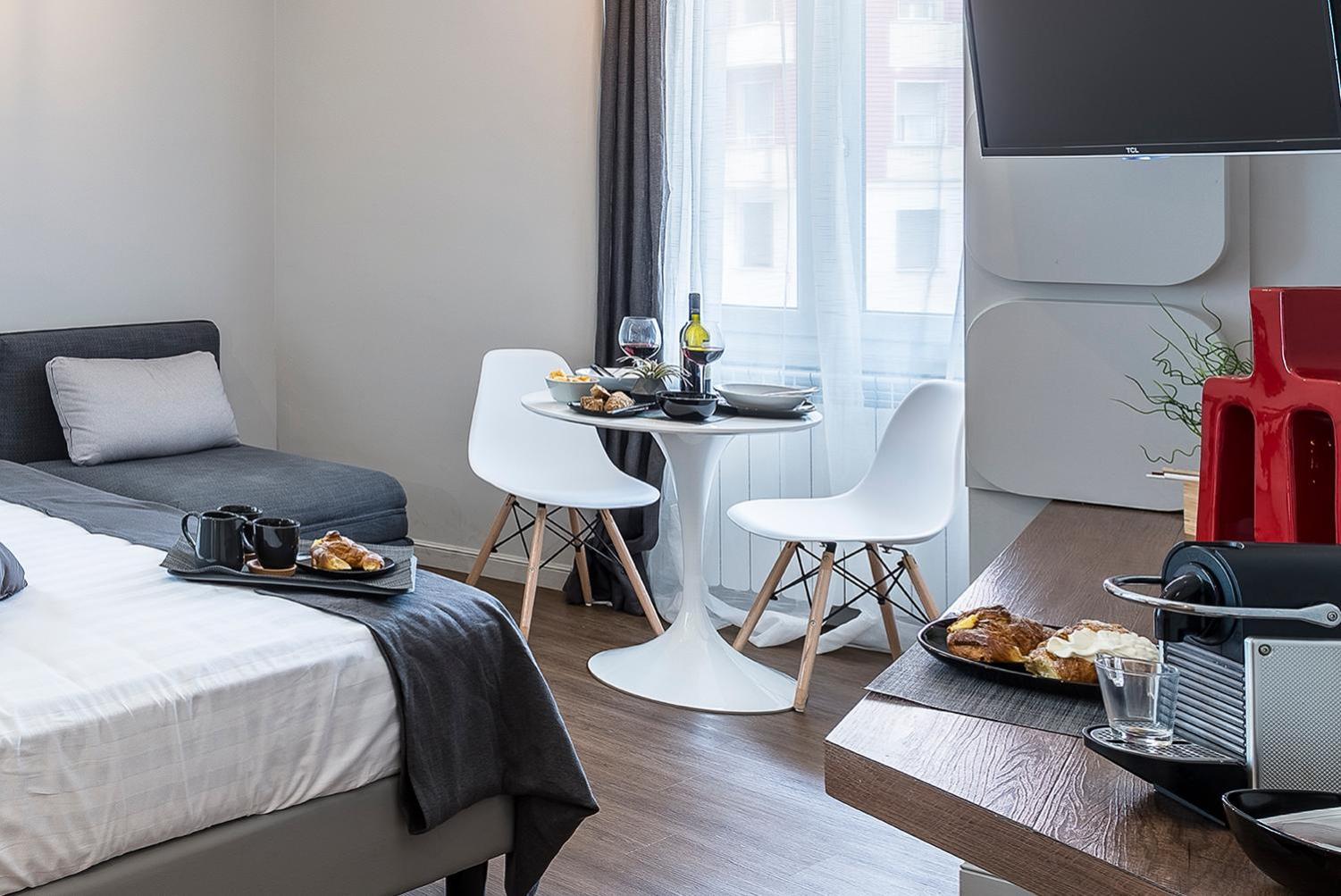 hotel room