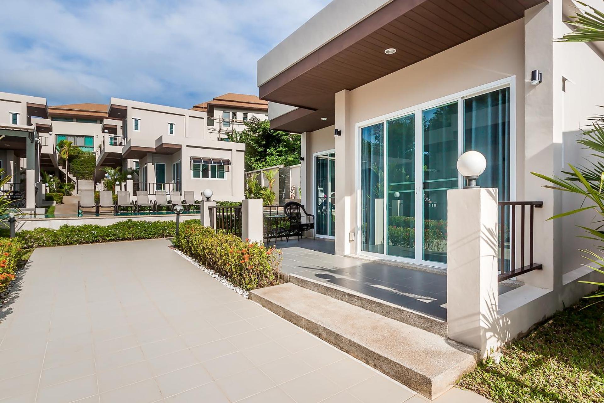 Hotel Thuan Resort - Image 1