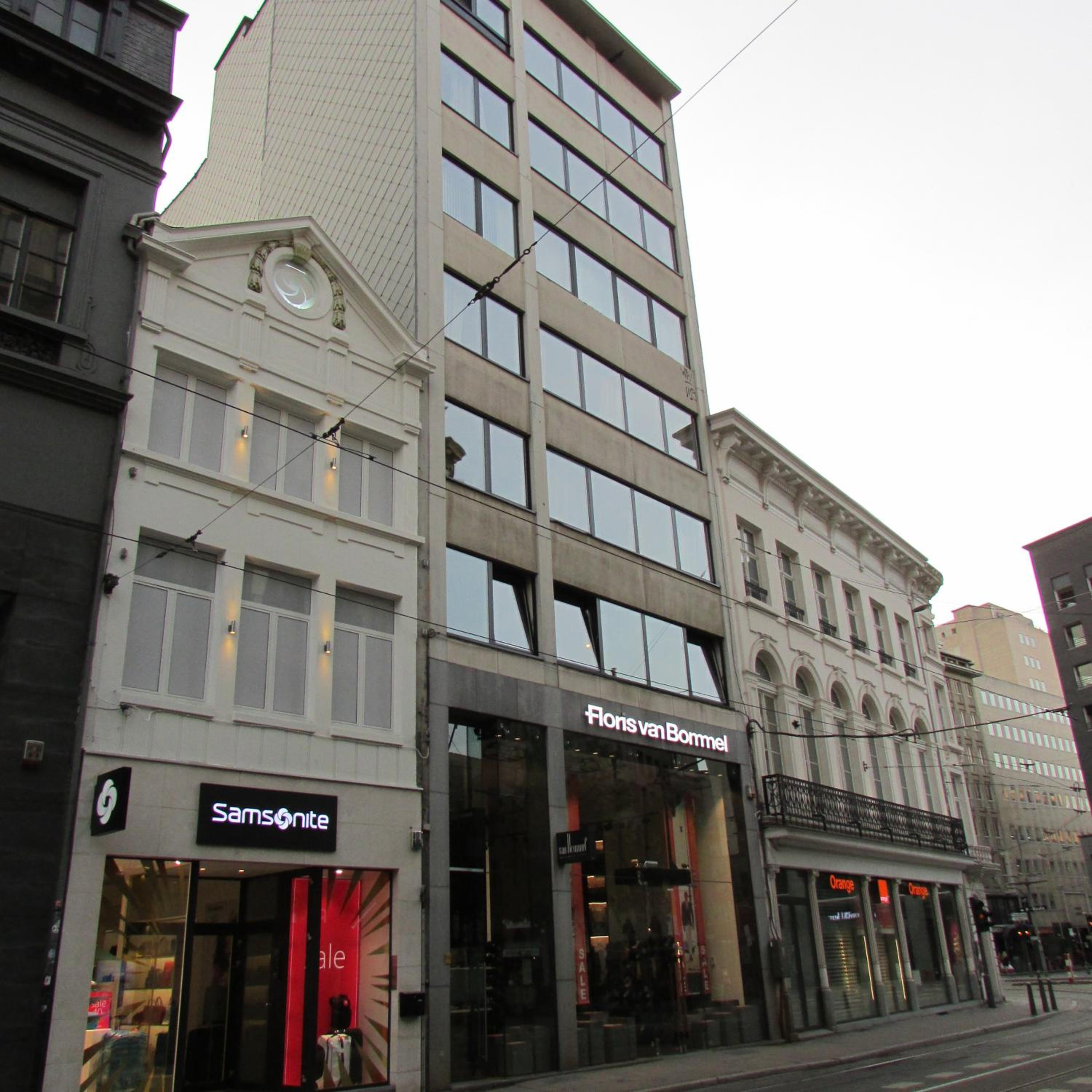Photo 10