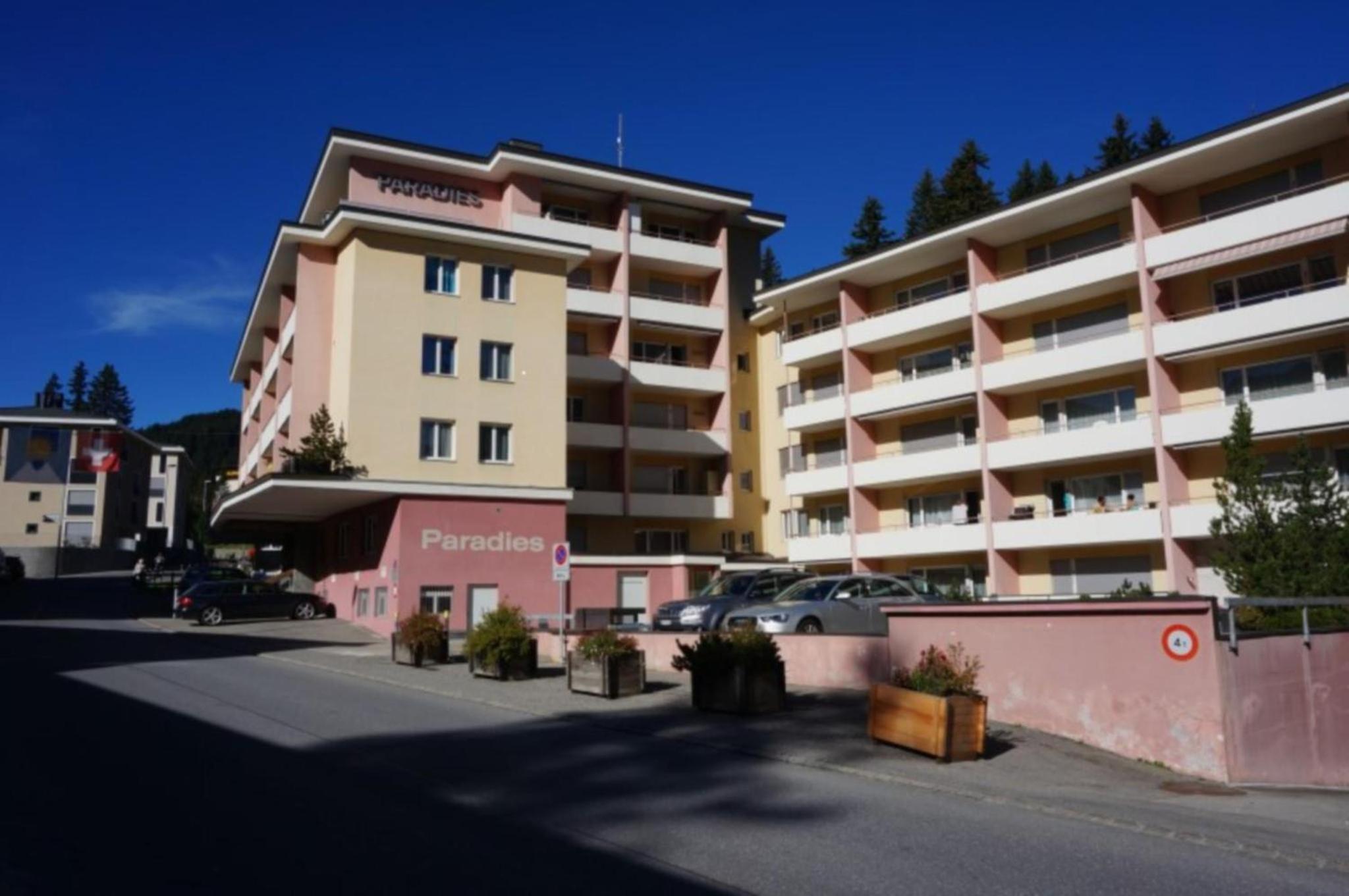 Paradies 206 view 2