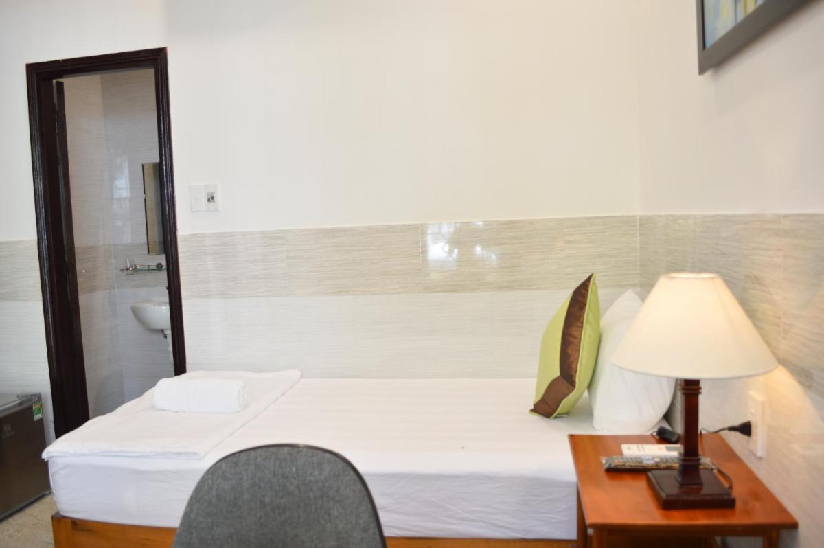 HaLo HomeStay