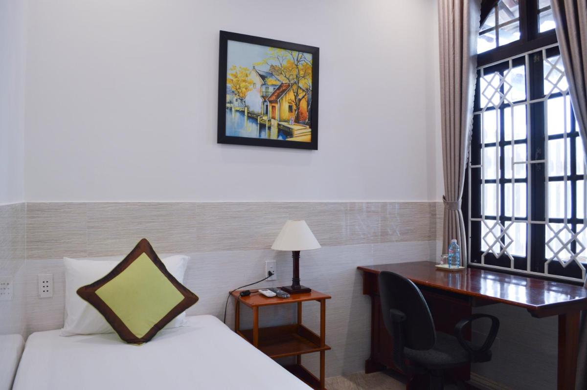 HaLo HomeStay