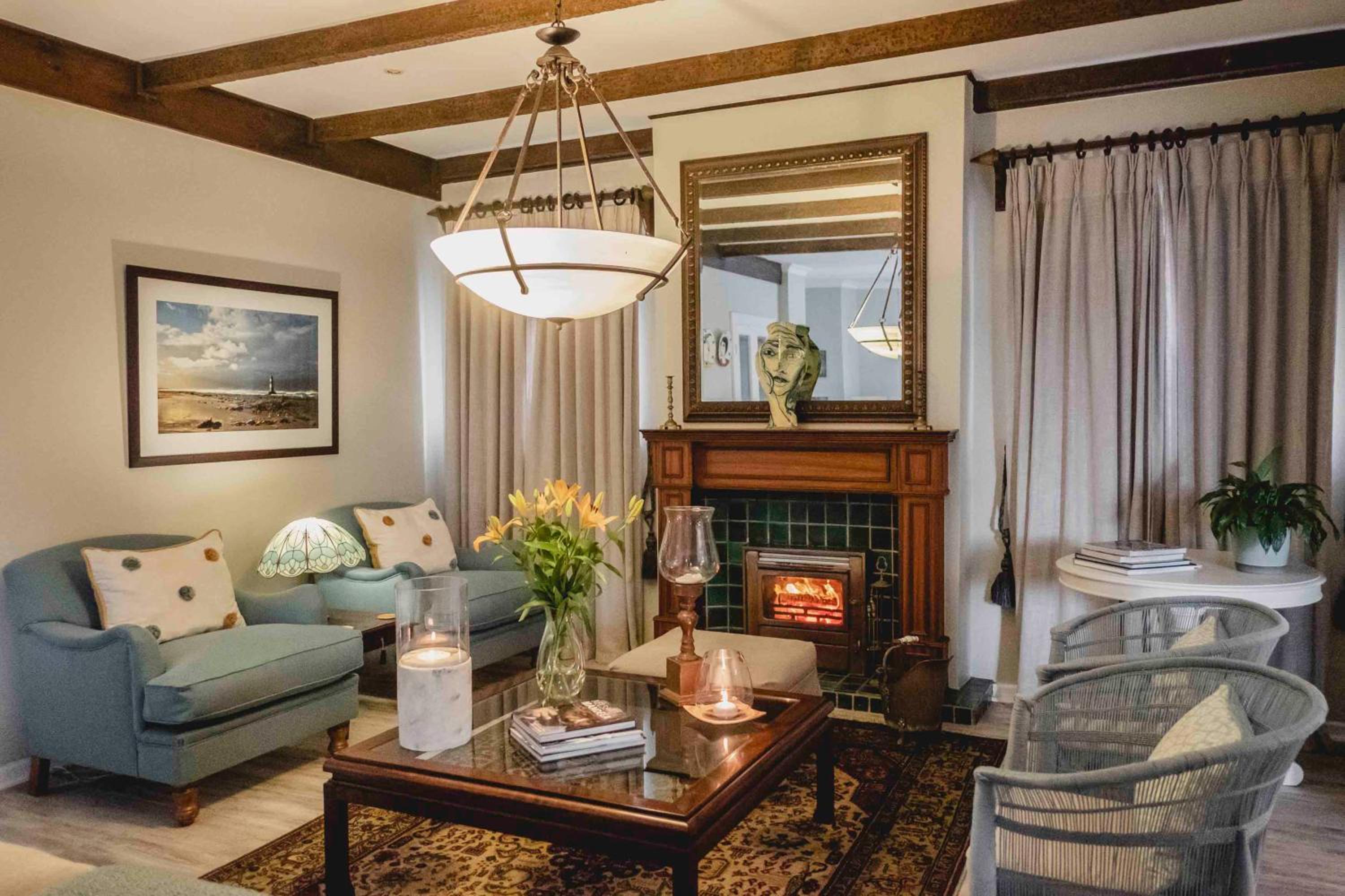 Admiralty Beach House