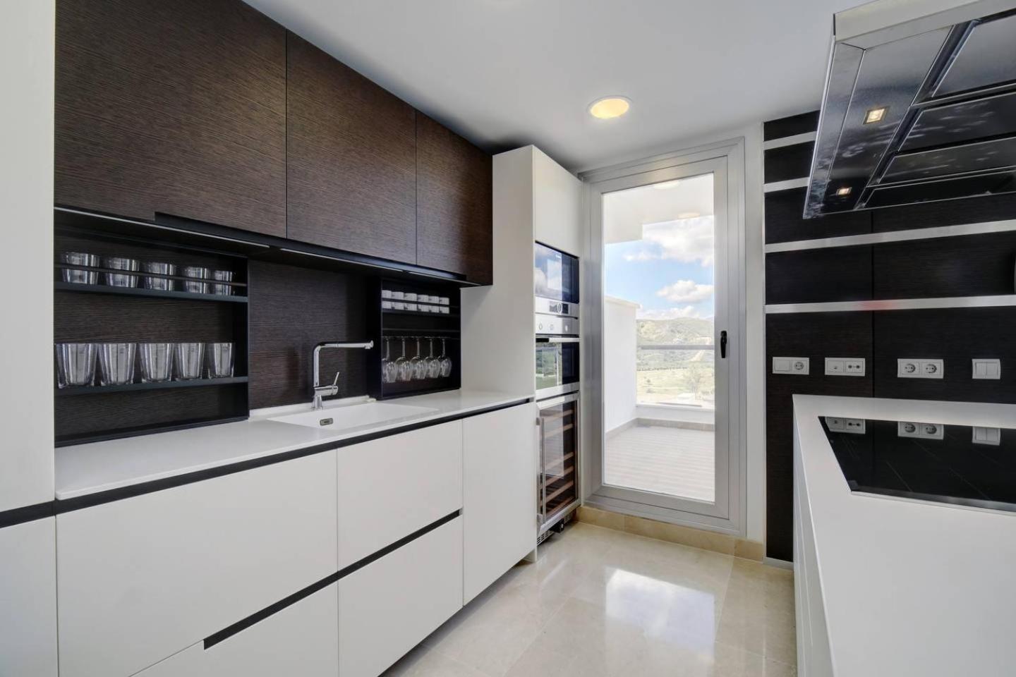 Luxury Flat -Sea, Golf and Mountain Views view 4