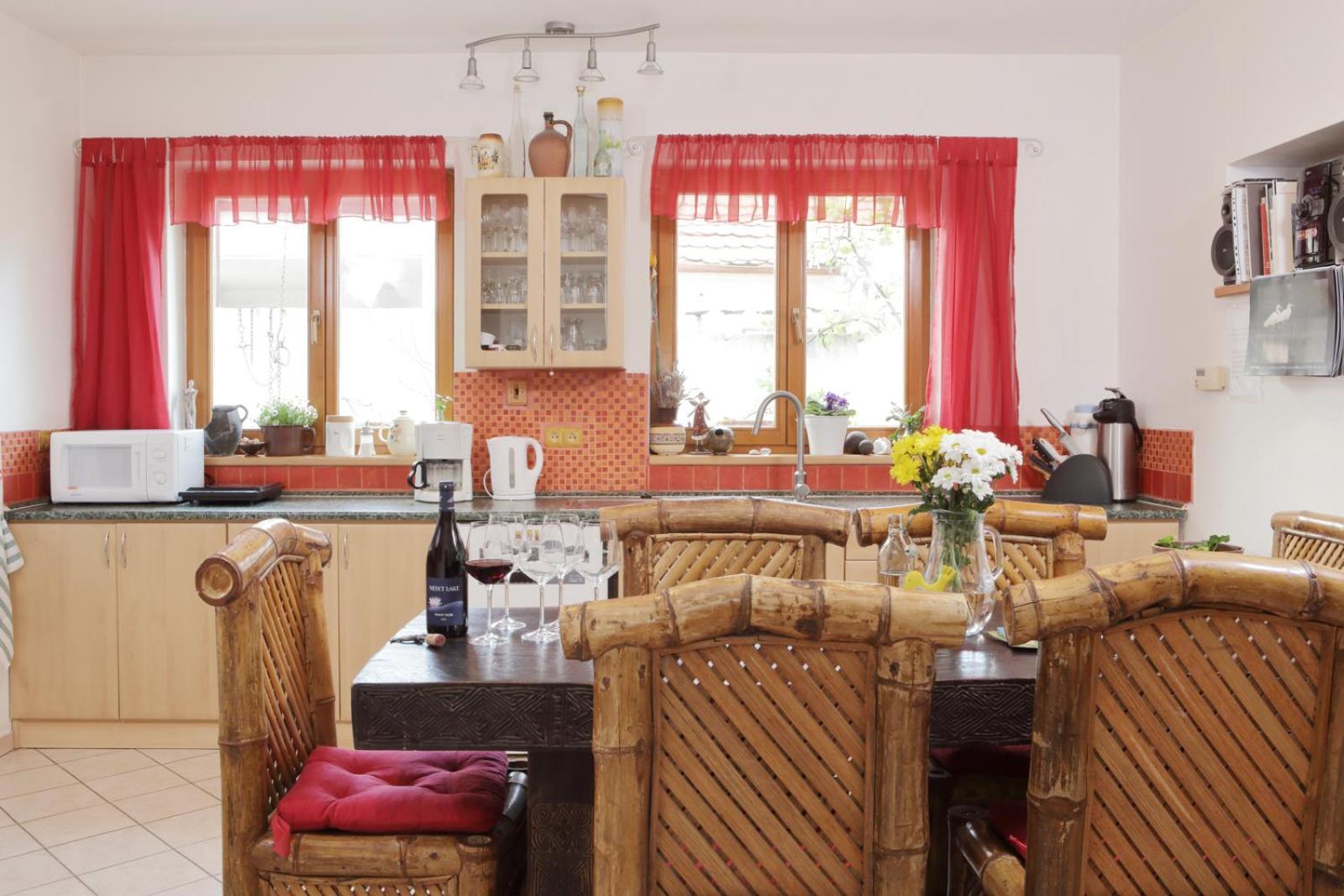 Pension Sebastian a vinný bar Prostě SKLEP