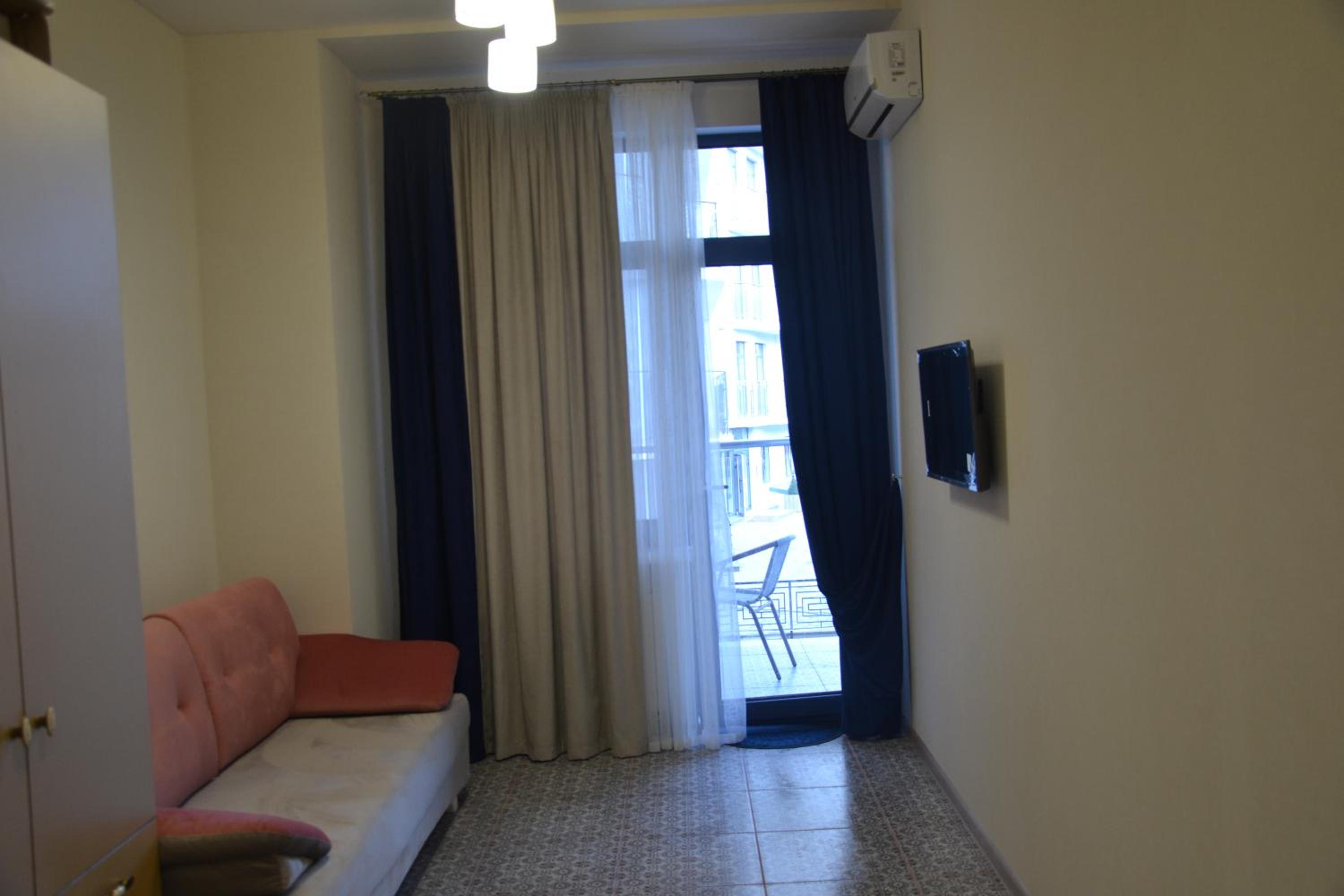 Photo 36