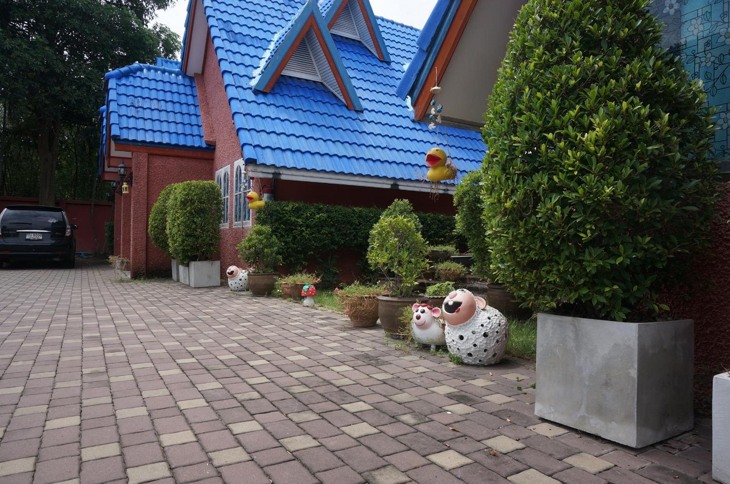 58 Ville Resort