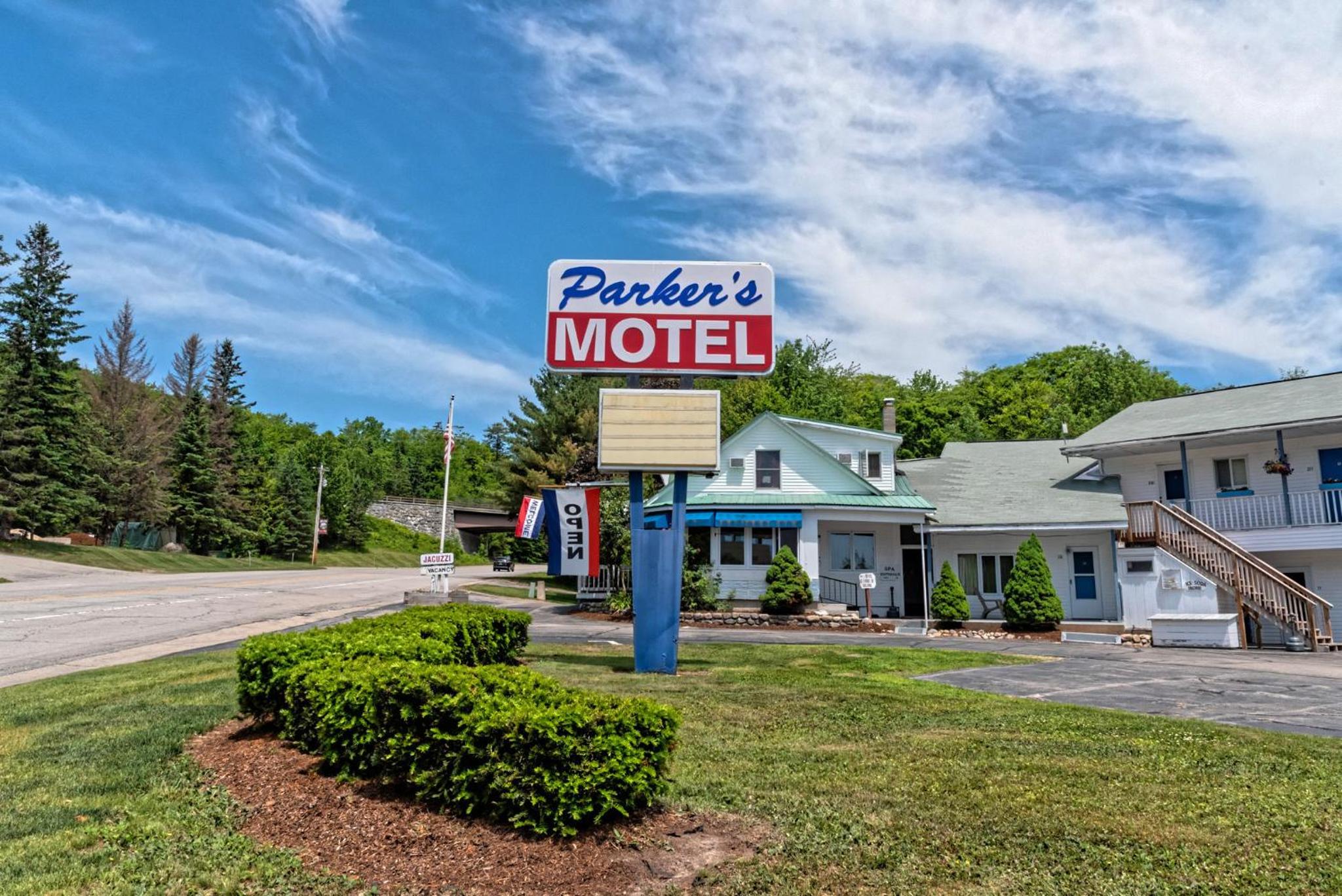 Hotel Parker's Motel - Image 1