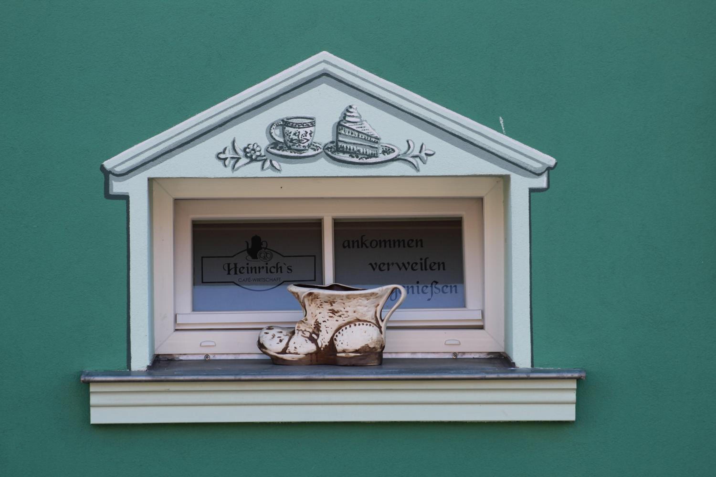 Heinrich's Pension & Ferienwohnungen