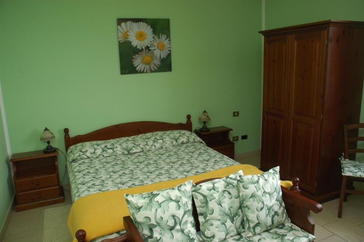 Photo 34