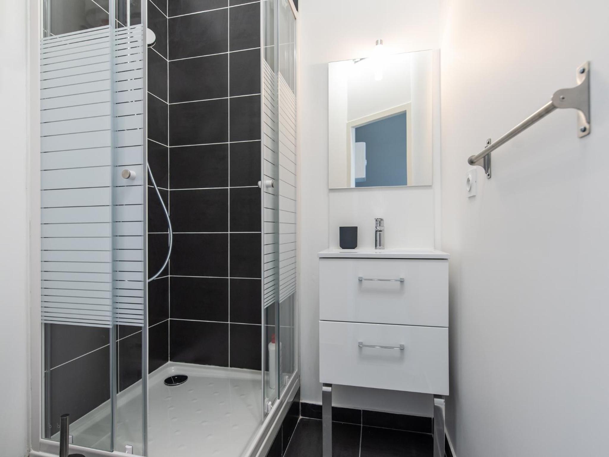 Macé Studio Apartment view 4