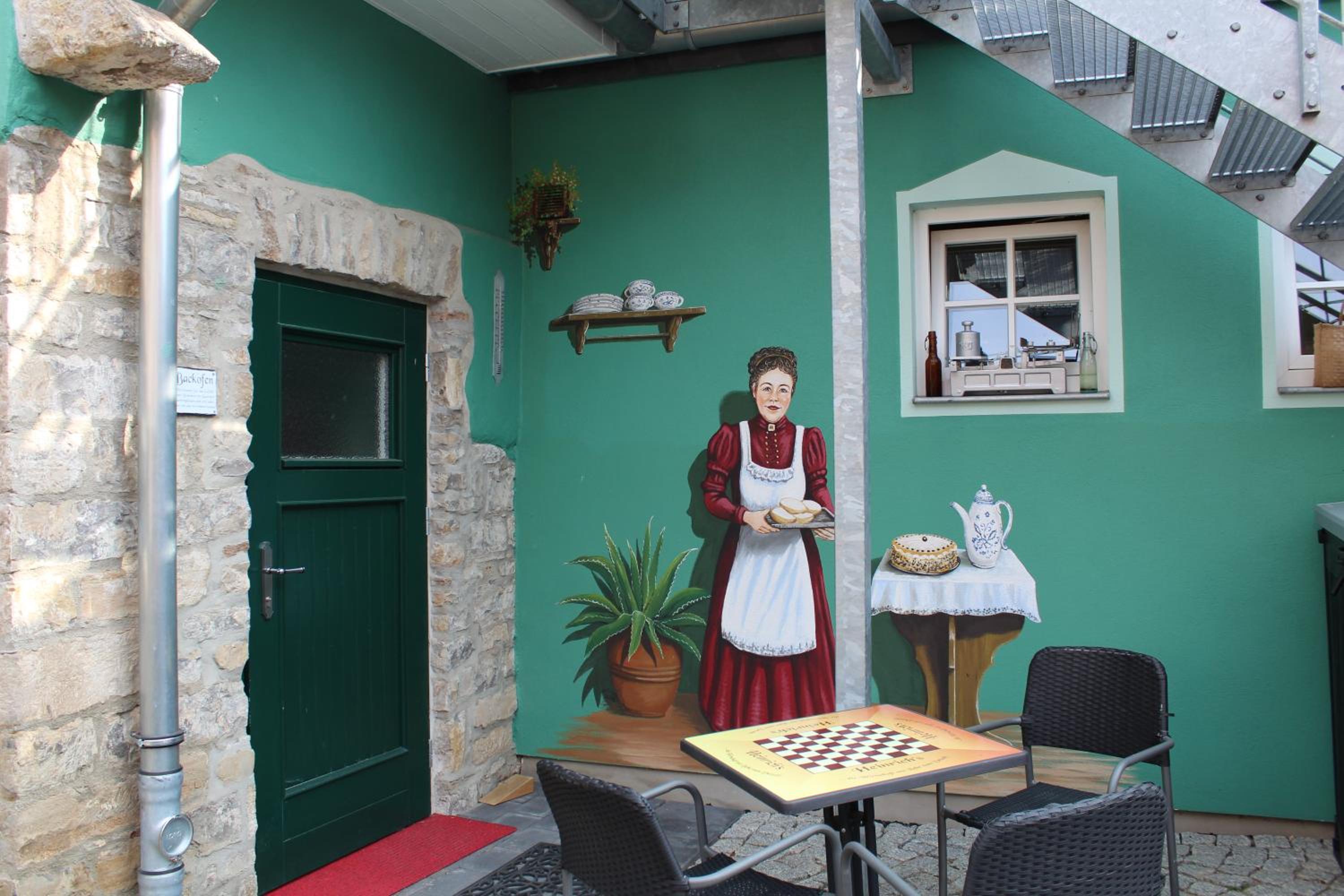 Heinrich's Pension & Ferienwohnungen