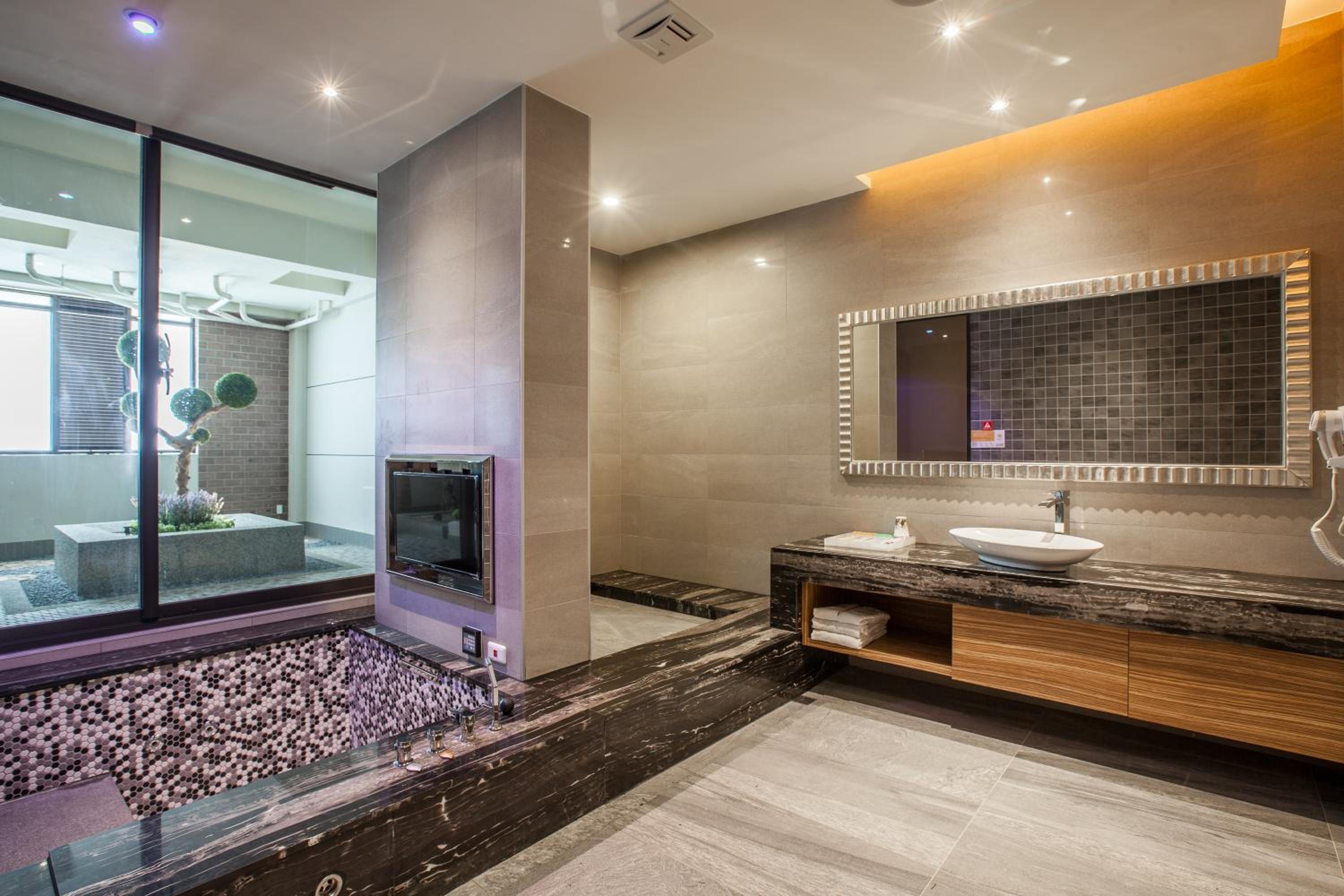 覓玥精品時尚旅館 Mi Yue Boutique Motel