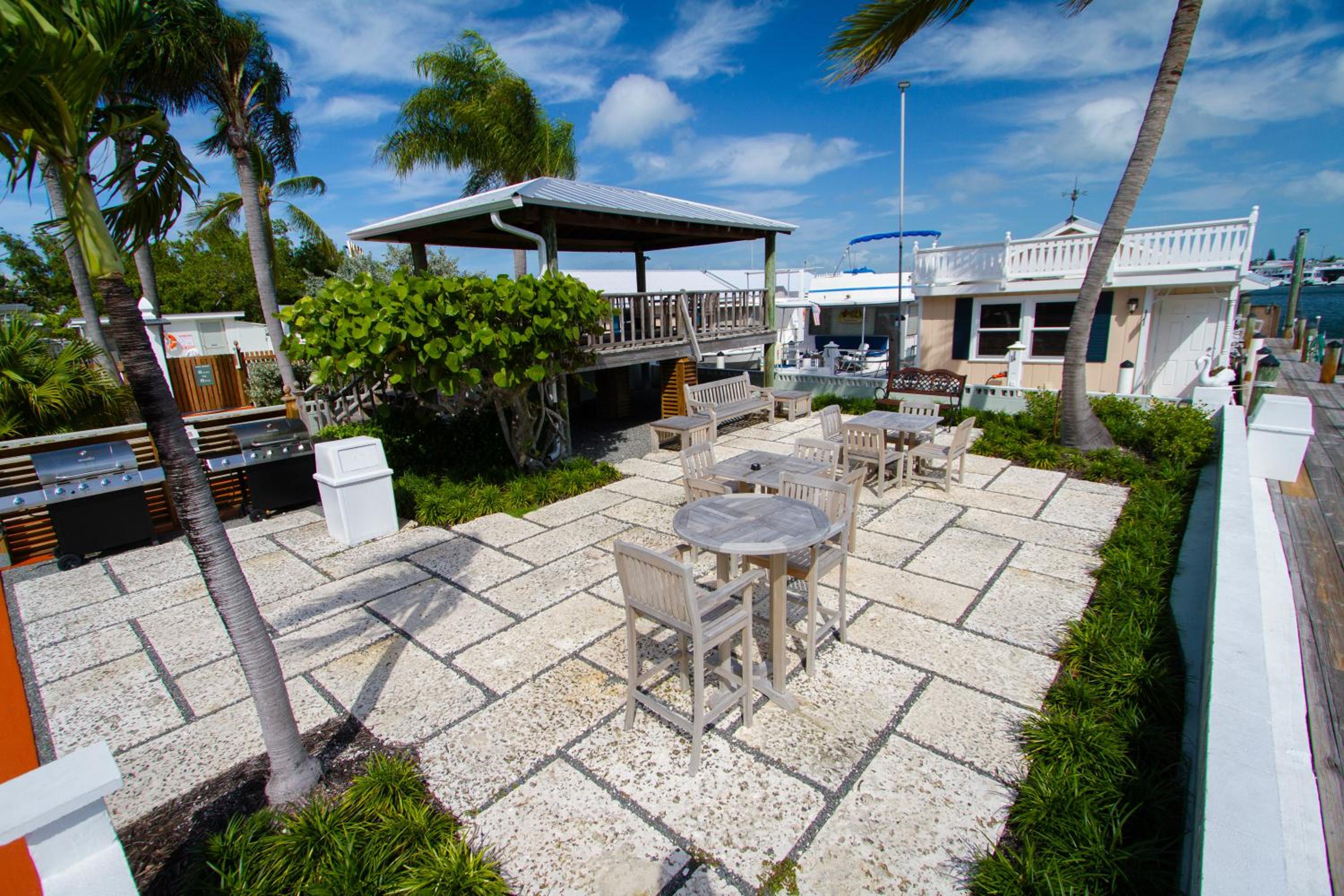 Harborside Motel & Marina view 3