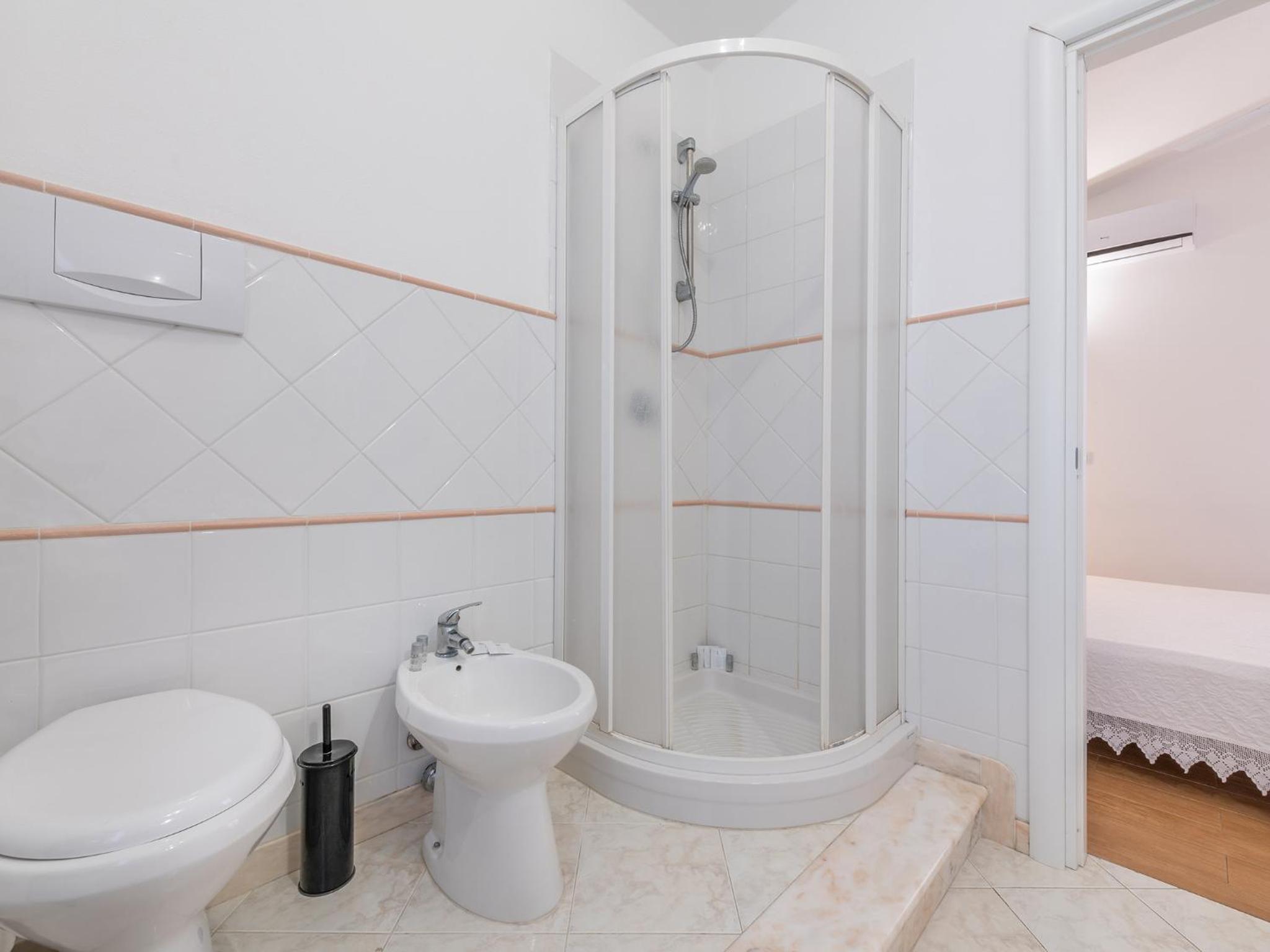 Villa Iole en Carloforte — bathroom