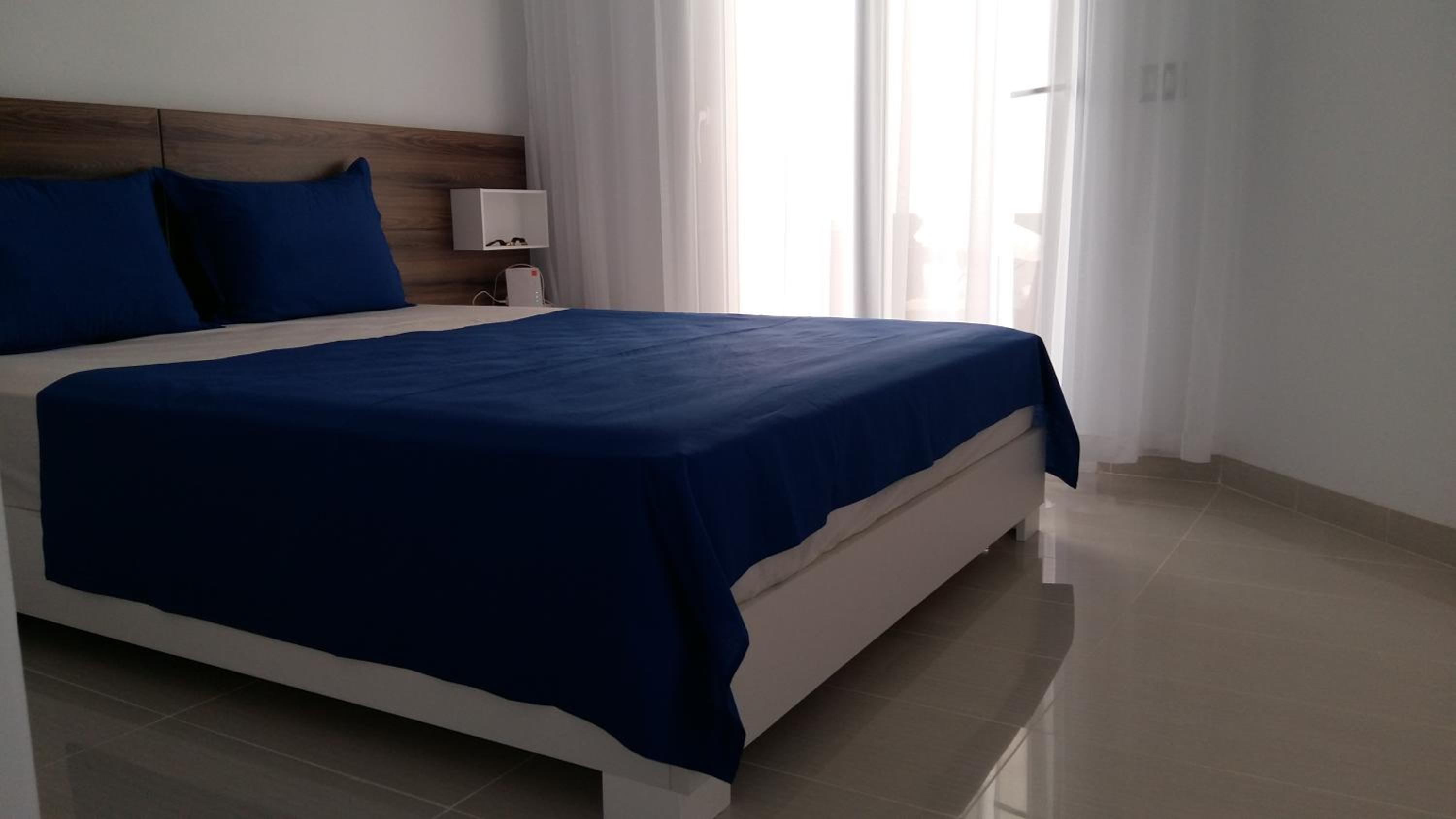 appart luxueux pieds dans l'eau Sousse port Kantaoui
