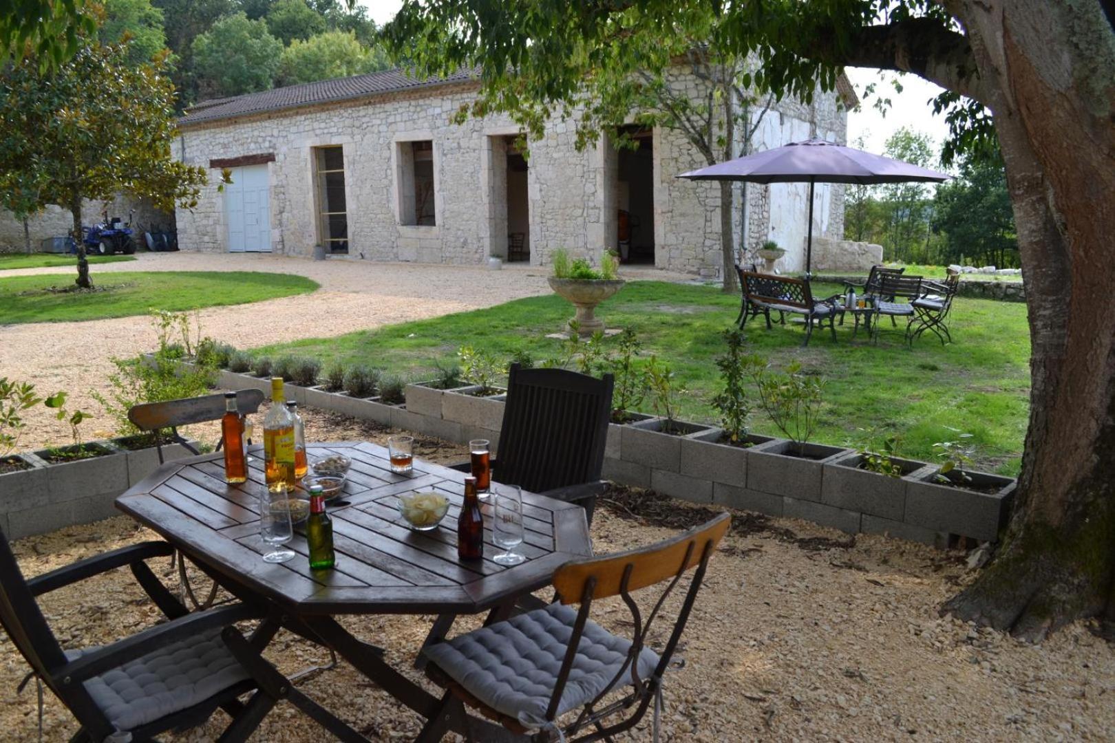 Le Manoir De Bonal view 3