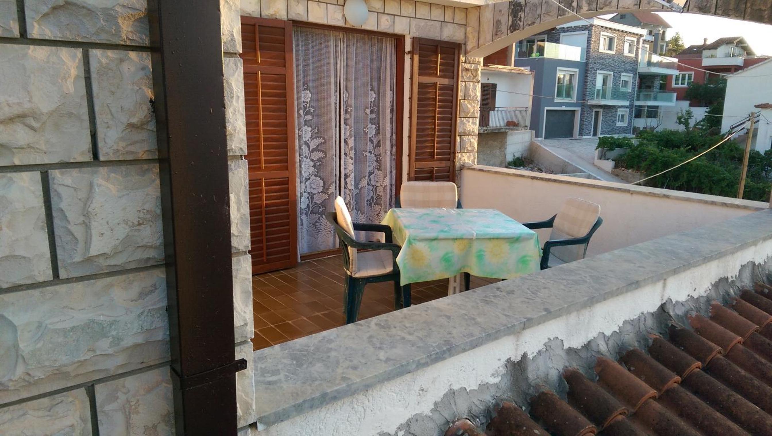 Maribela Apartments