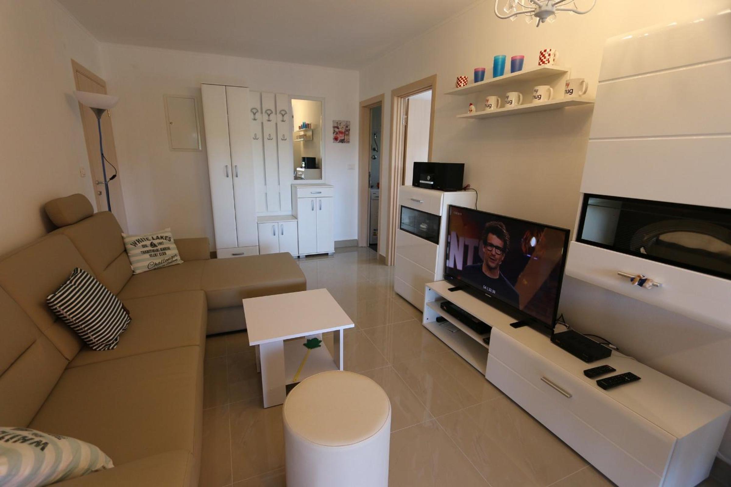 Apartments Saramandic