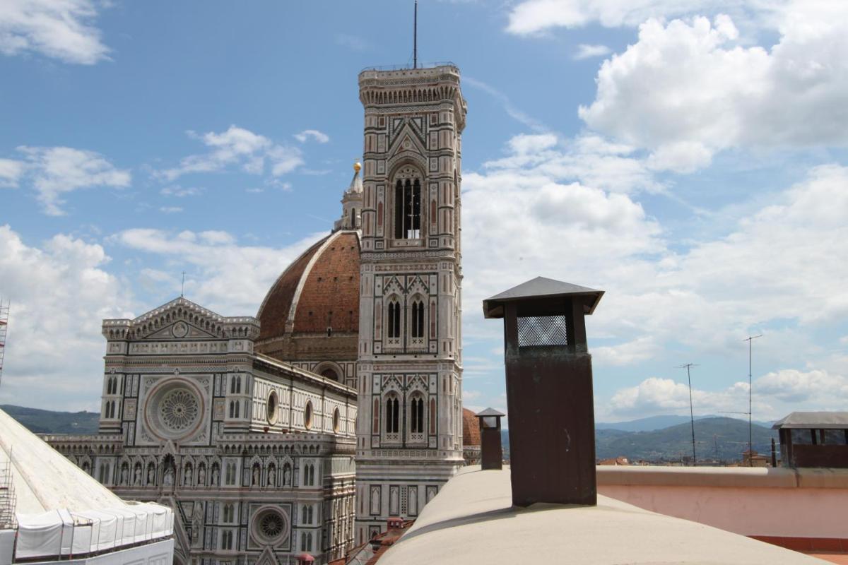 Designer Penthouse Dome Square photo 2