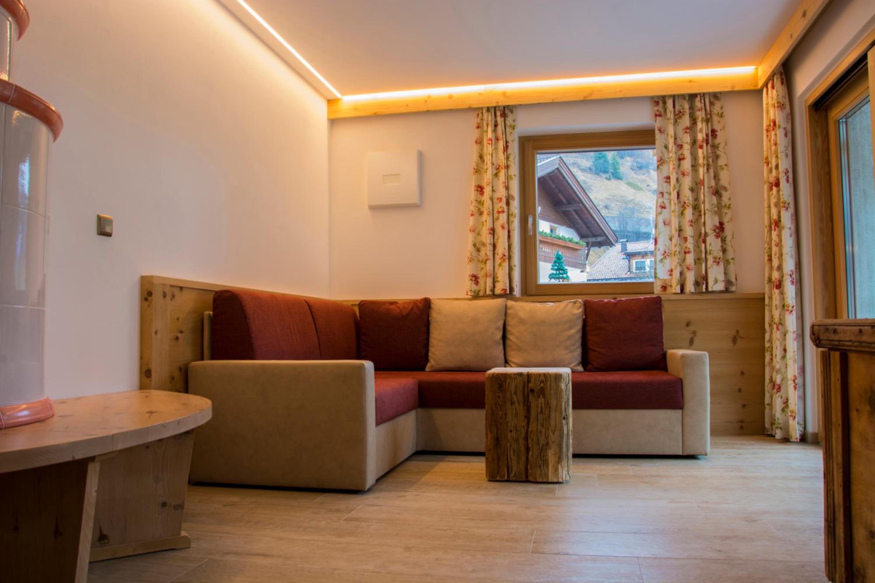 Apartments Edera