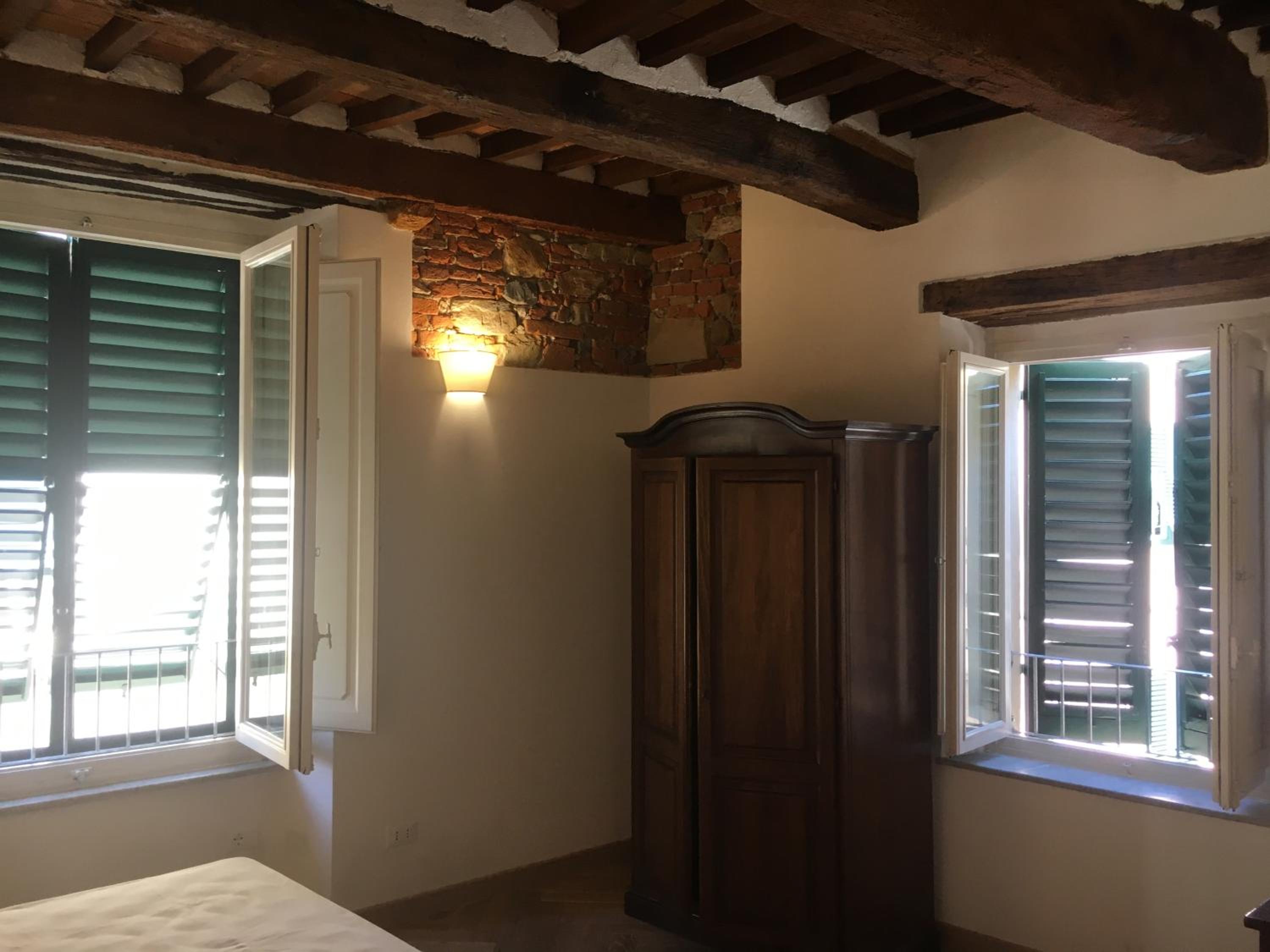 Vicolo del Geppone en Lucca — hotel room