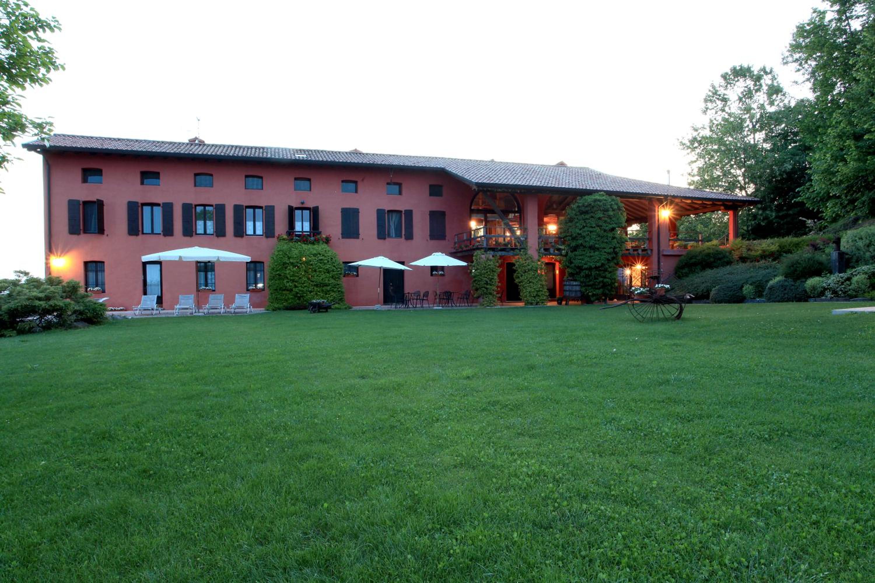 Agriturismo Casa Rossa Ai Colli