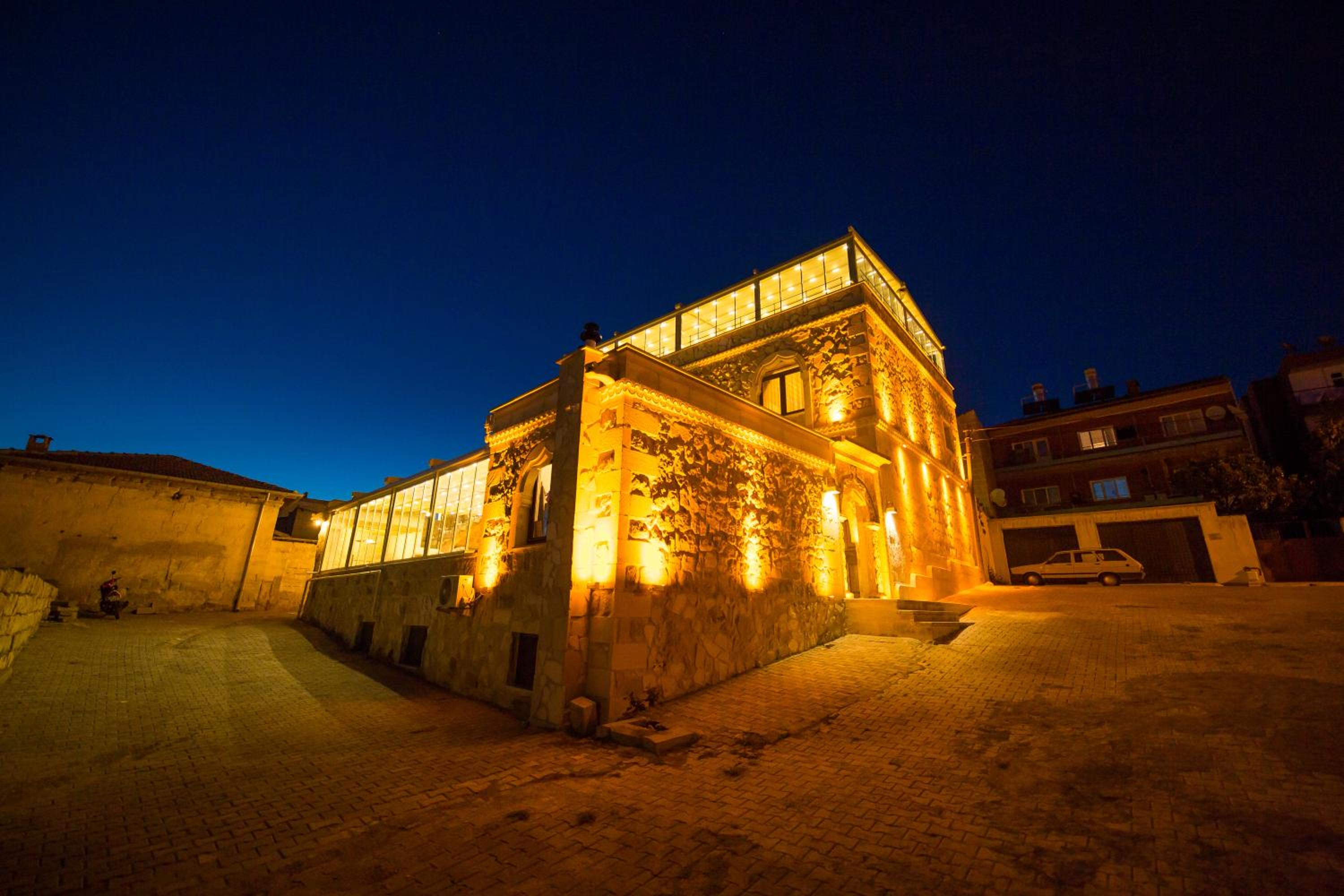 Hikmet's House