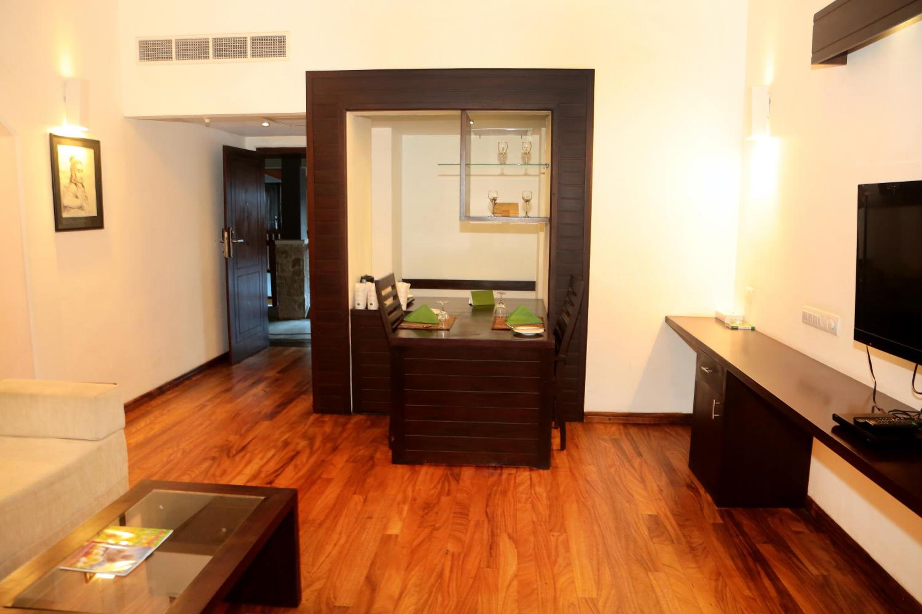 Grand Udawalawe Safari Resort