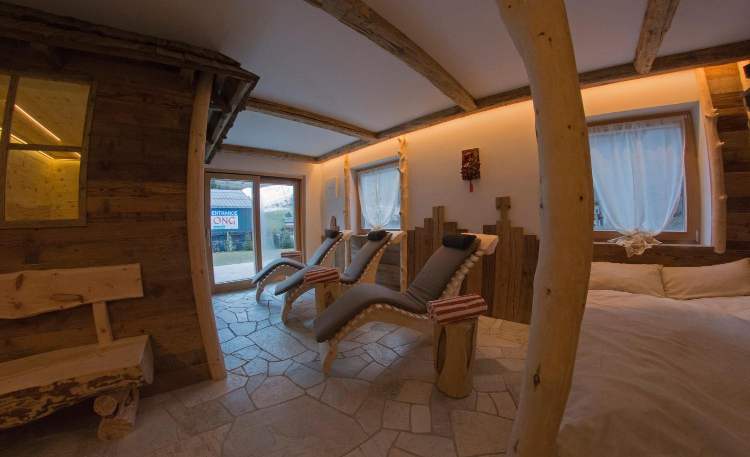 Apartments Edera