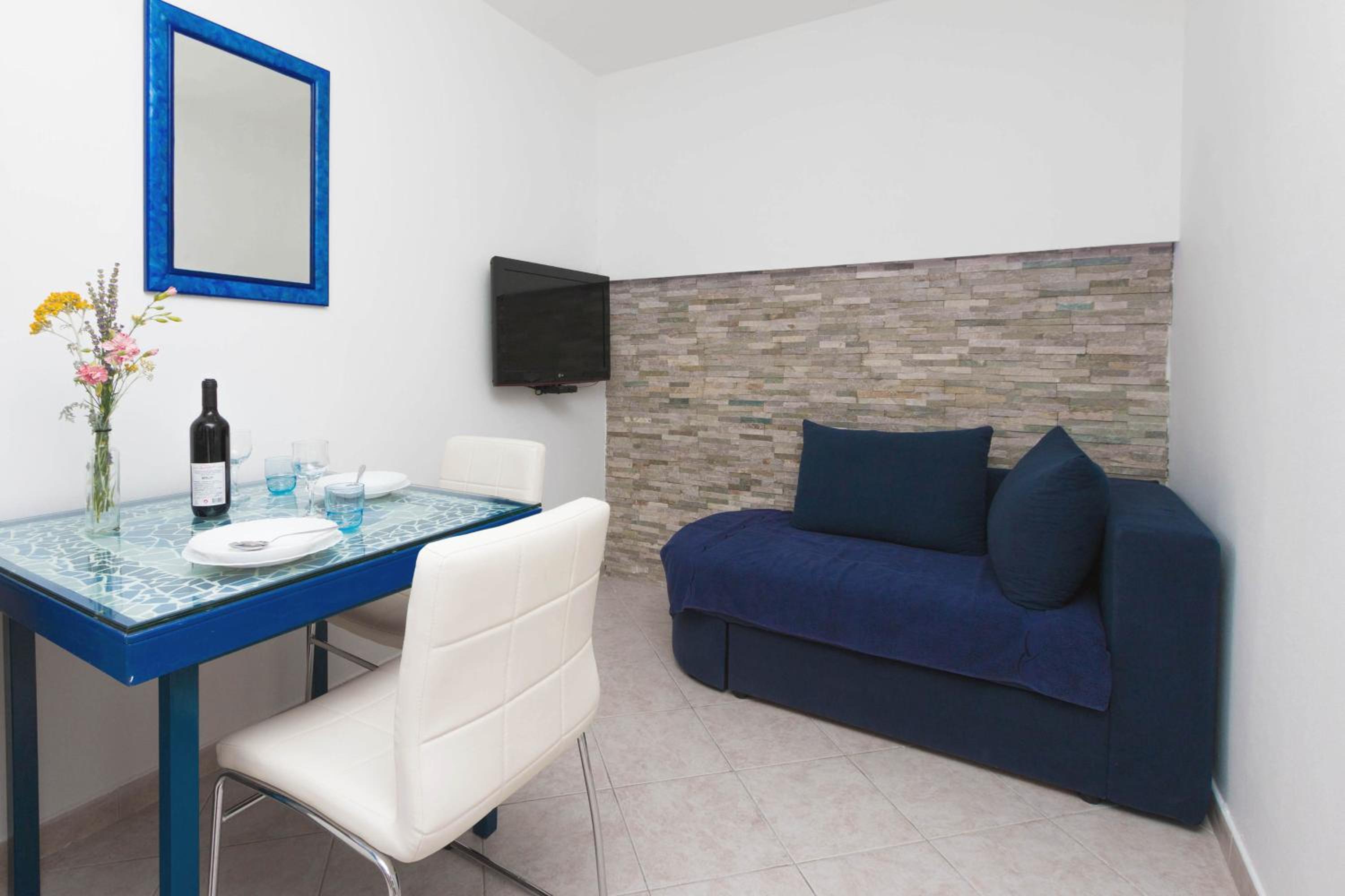 Apartments Tomasic