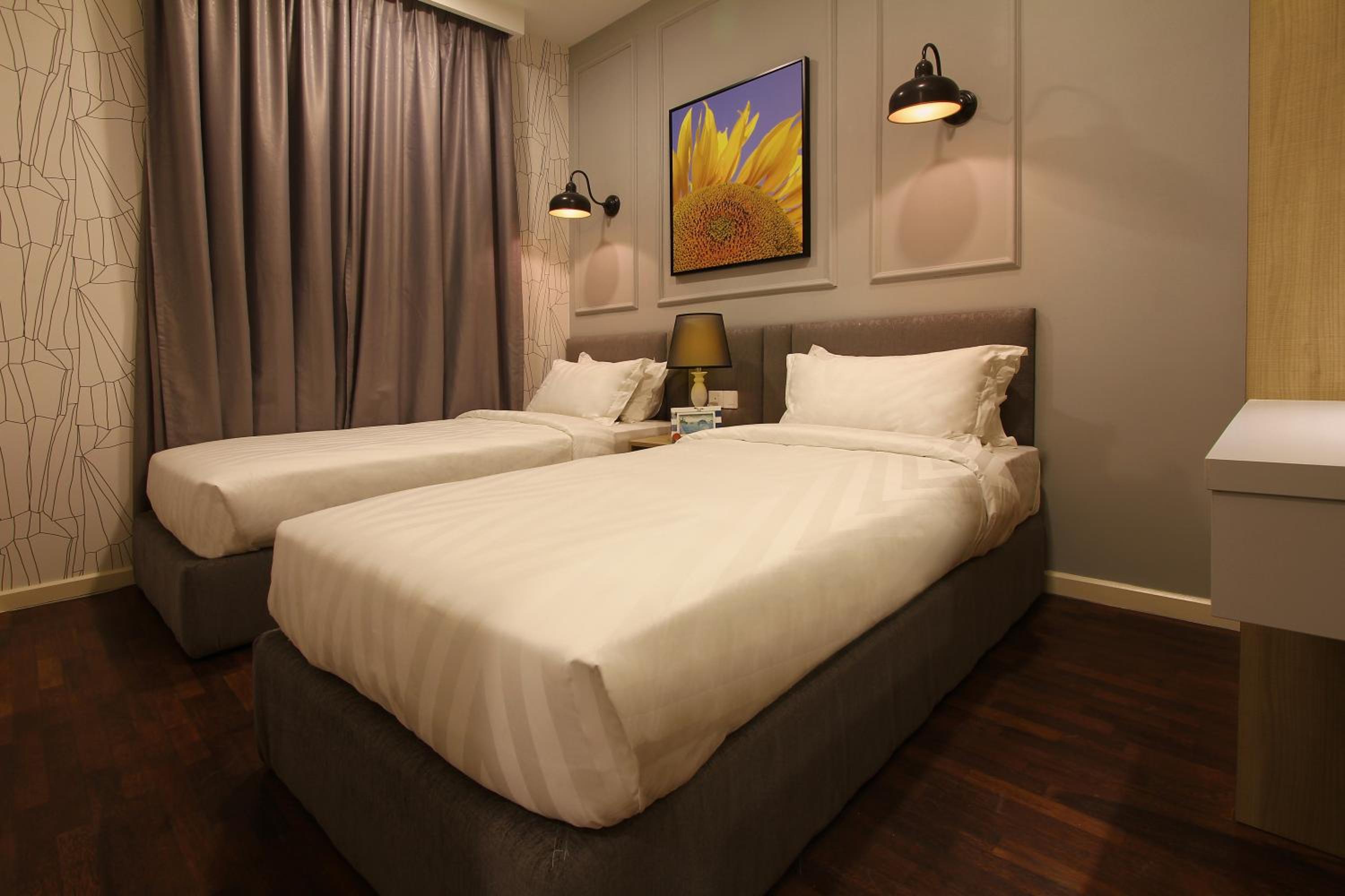 The Shore Residence Apartment
