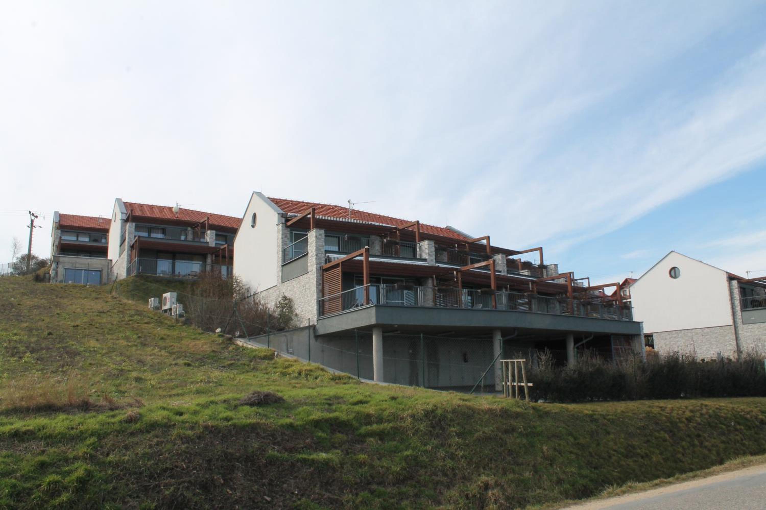 Apartmán Pálava 1 s terasou a výhledem na jezero