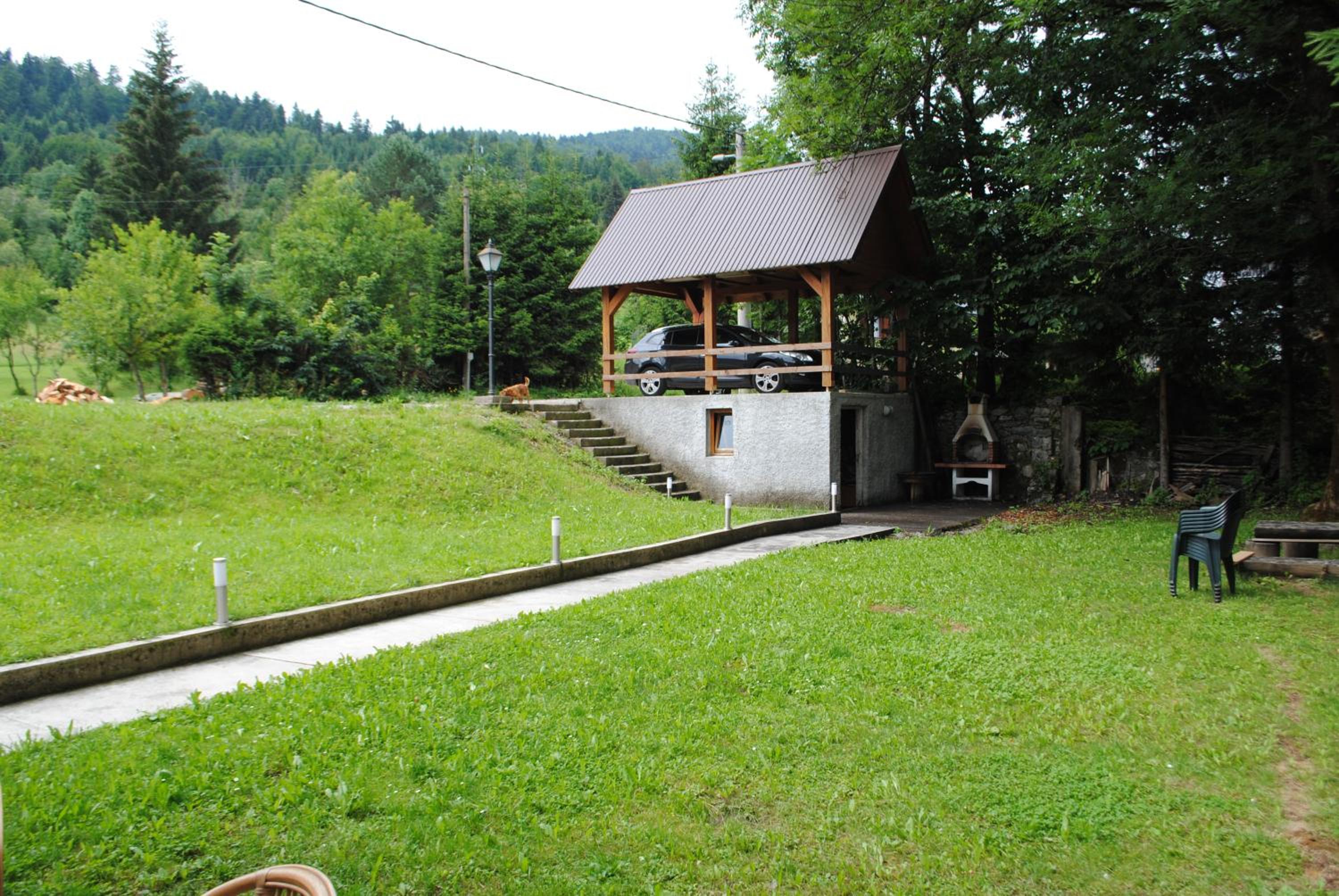 Photo 19