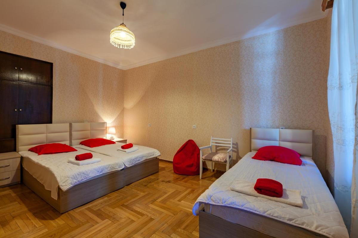 Guest House Keria view 4