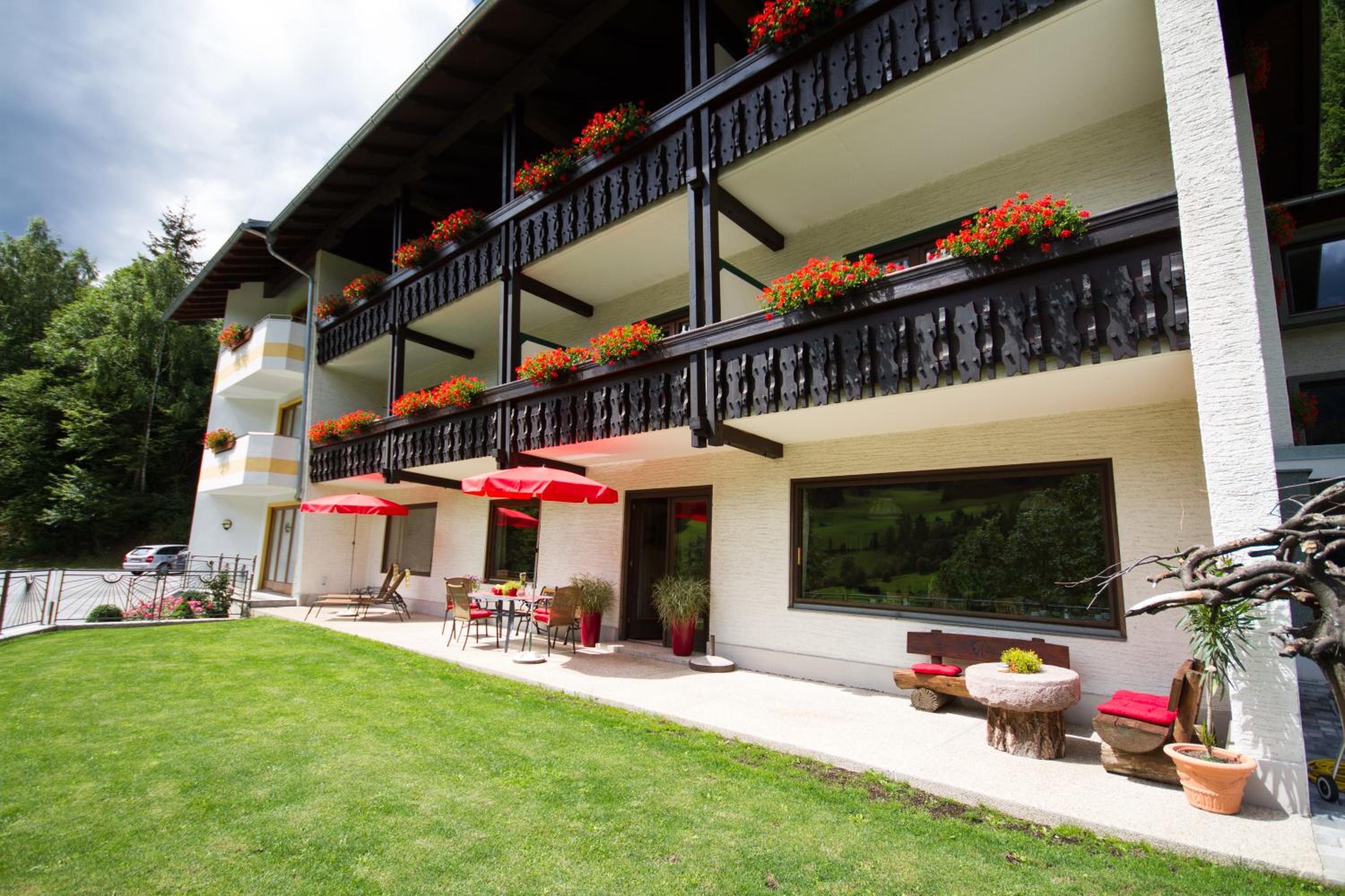 Hotel Garni Haus Sonnblick