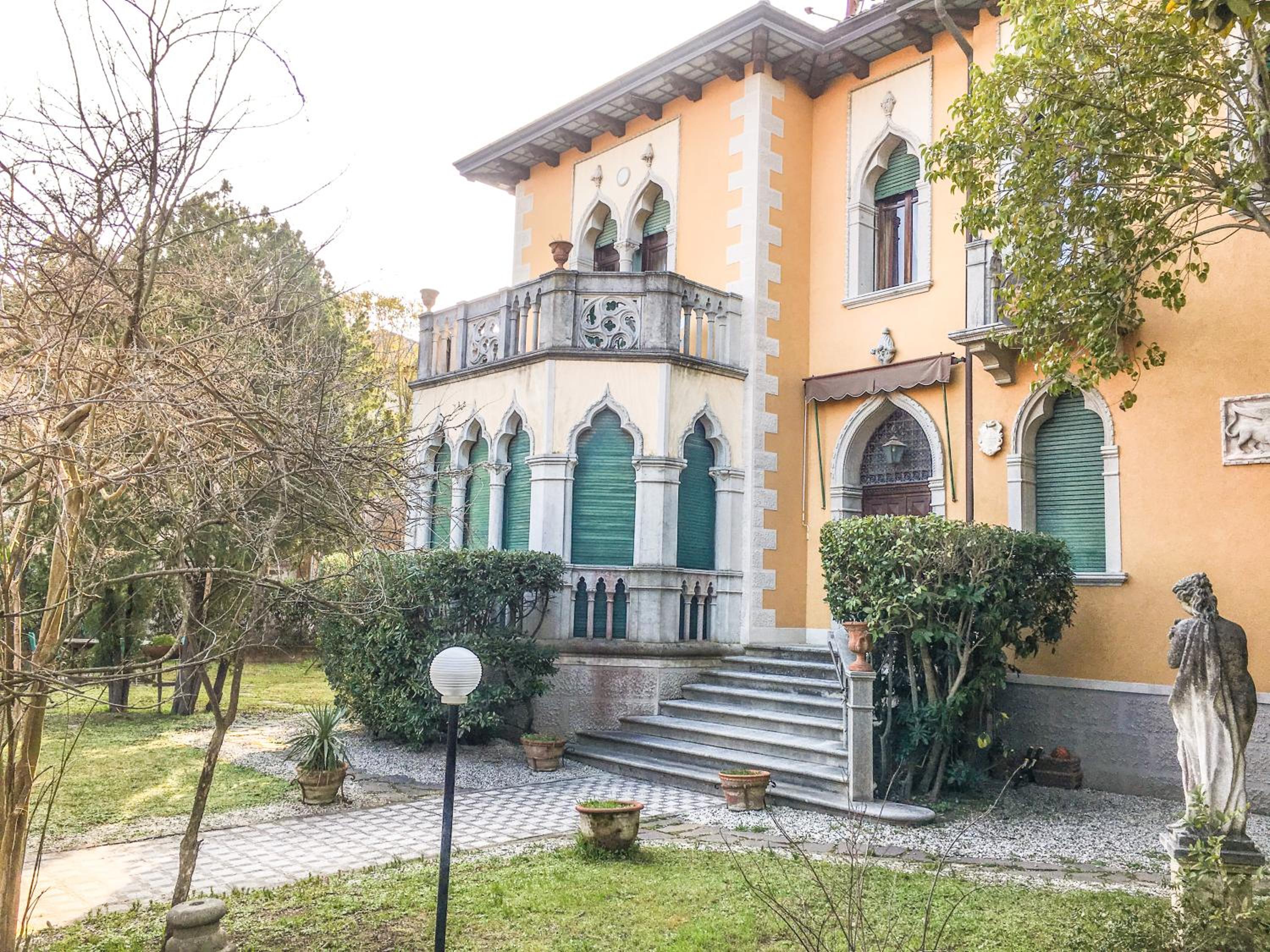 Villa Corrado view 4