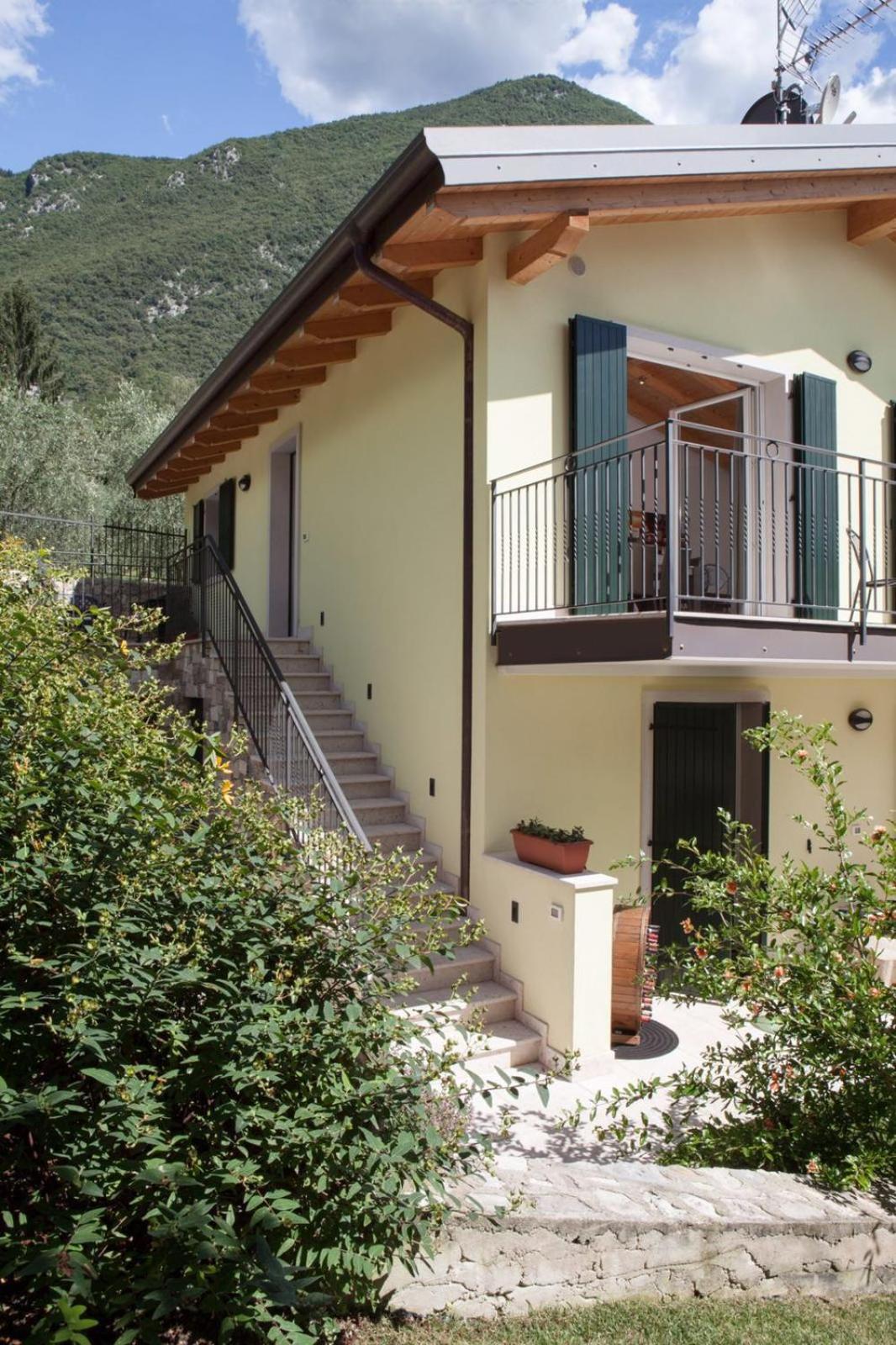 Appartamento Campiano view 3