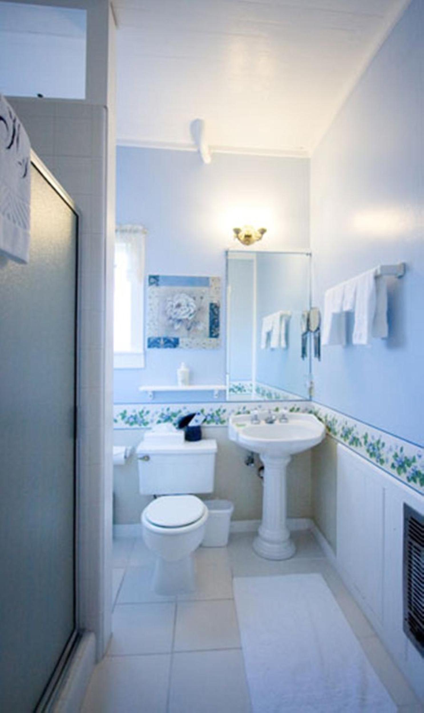 Headlands Inn Bed and Breakfast